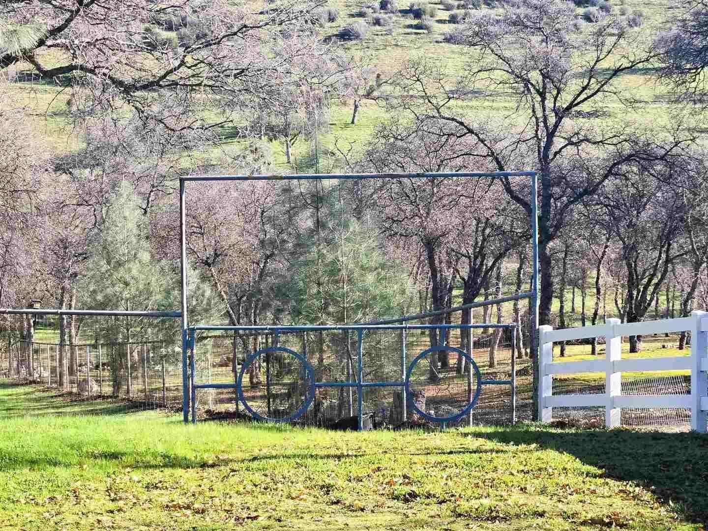 Detail Gallery Image 37 of 60 For 5887 Enramada Dr, La Grange,  CA 95329 - 3 Beds | 2/1 Baths