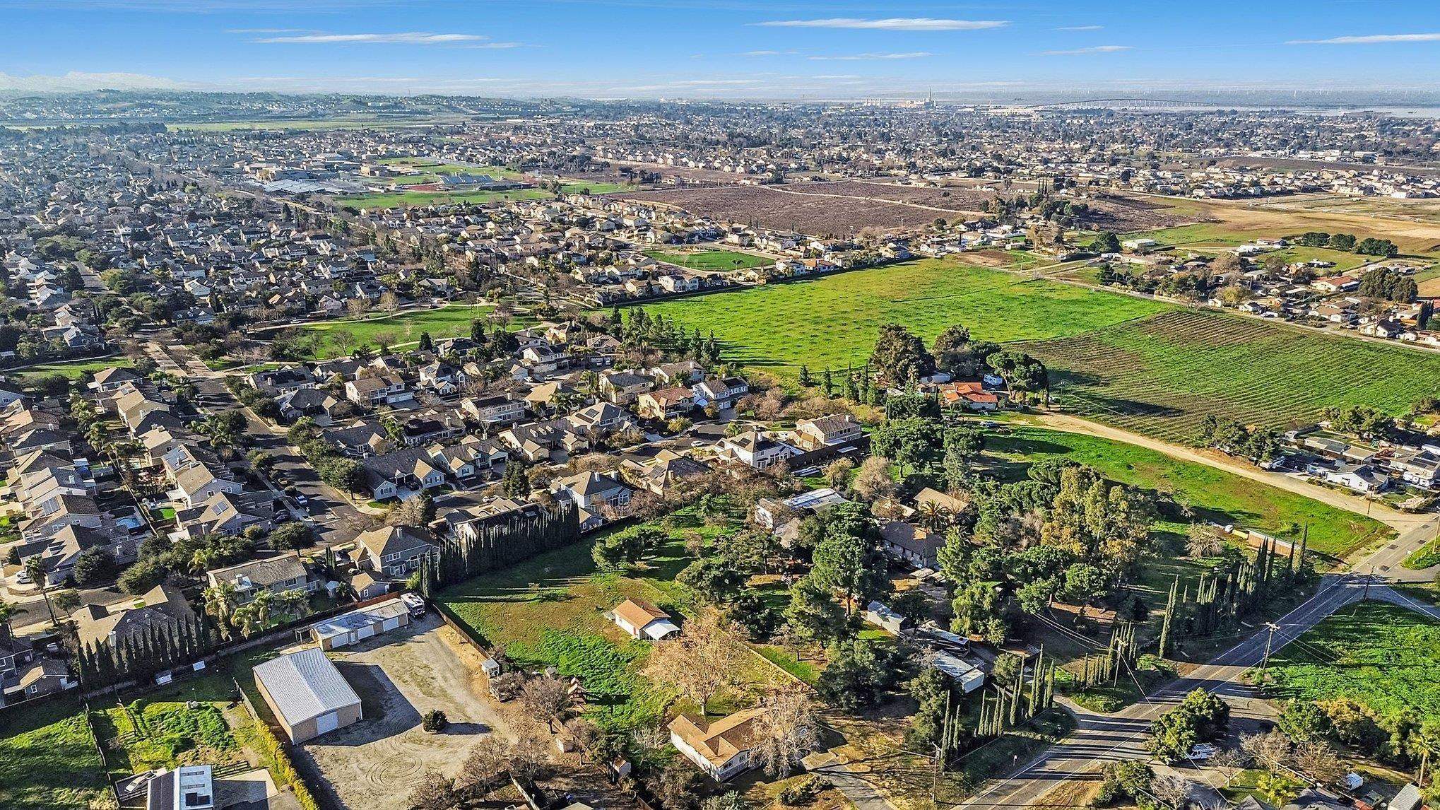 Detail Gallery Image 34 of 36 For 2921 Anderson Ln, Brentwood,  CA 94513 - 3 Beds | 2/1 Baths