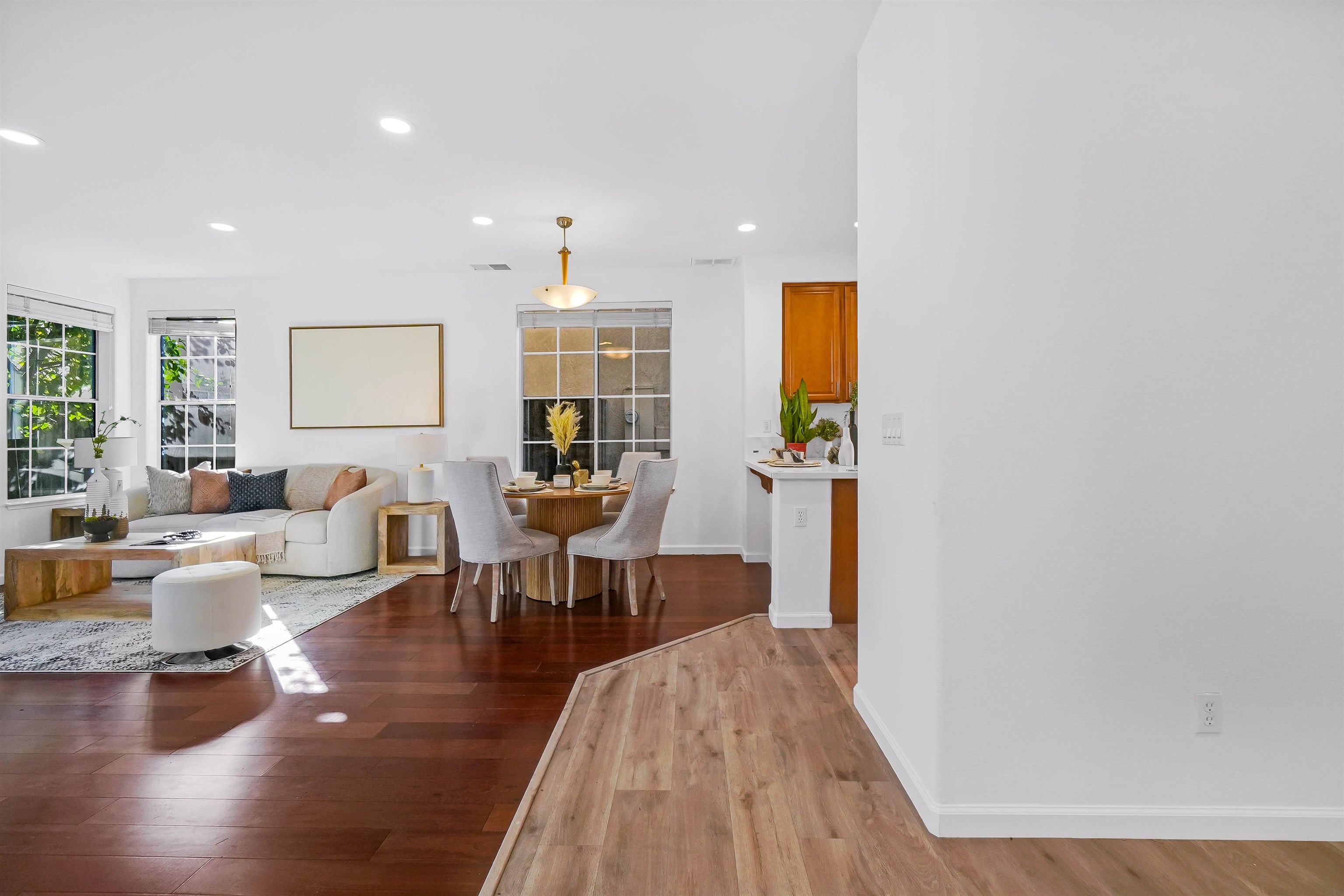 Detail Gallery Image 15 of 45 For 2863 Rubino Cir, San Jose,  CA 95125 - 4 Beds | 2 Baths