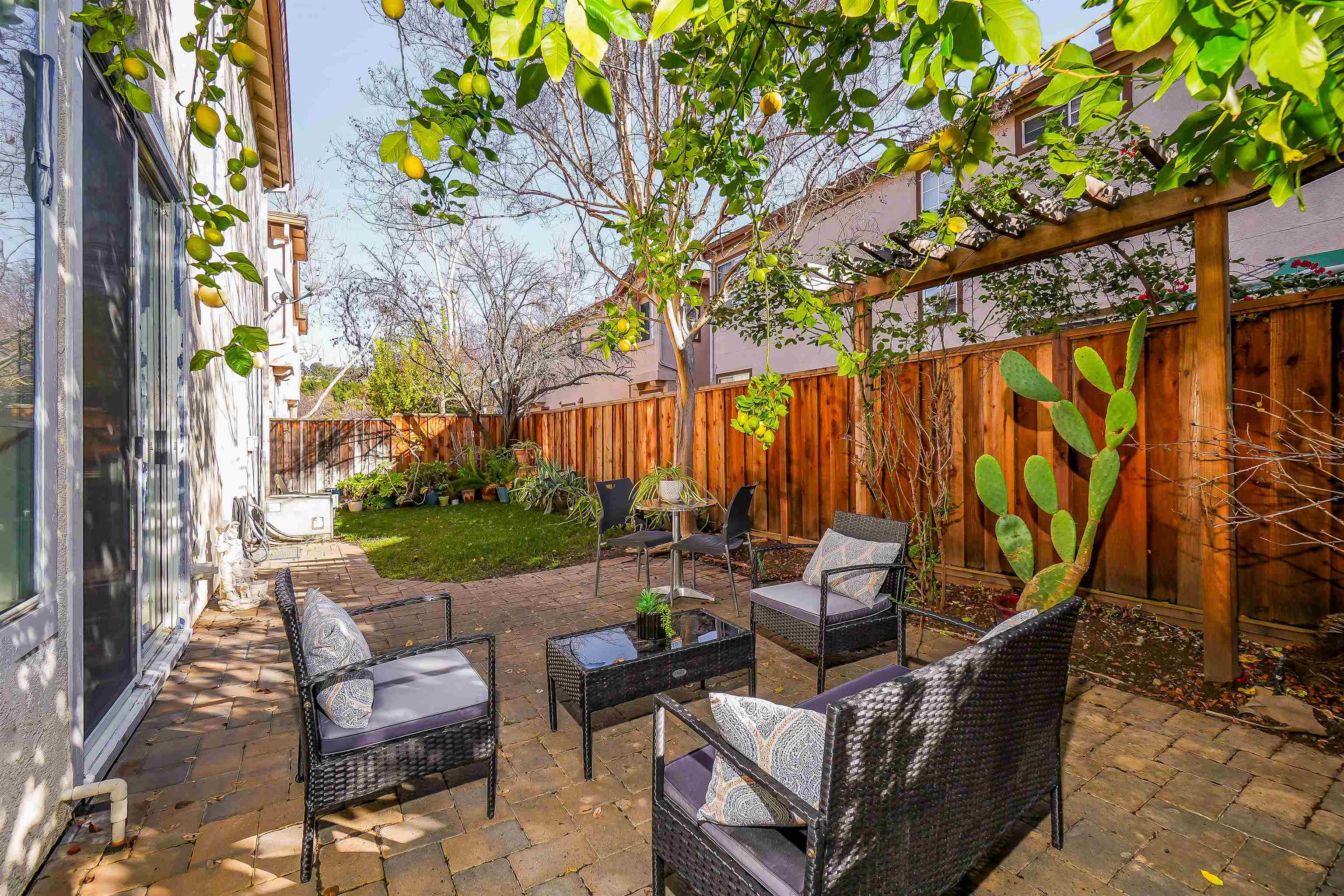 Detail Gallery Image 38 of 45 For 2863 Rubino Cir, San Jose,  CA 95125 - 4 Beds | 2 Baths