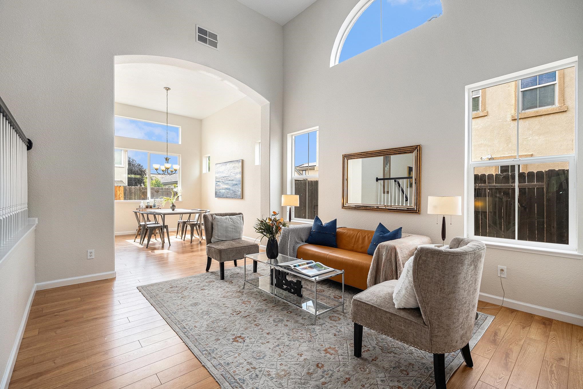 Detail Gallery Image 6 of 39 For 1109 Donatello Way, Oakley,  CA 94561 - 5 Beds | 3 Baths