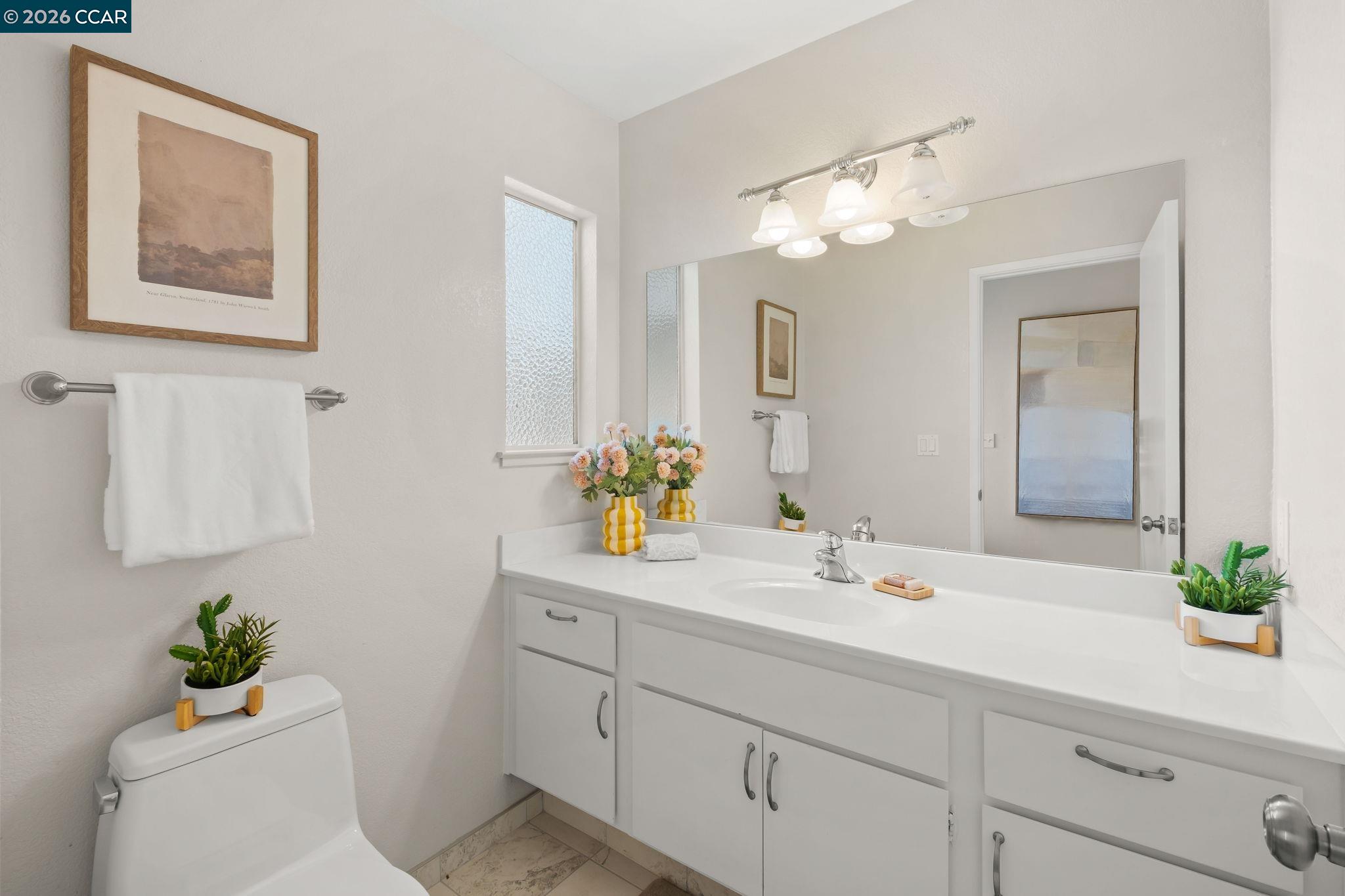 Photo #6: 41120697 Listing: Photo #6