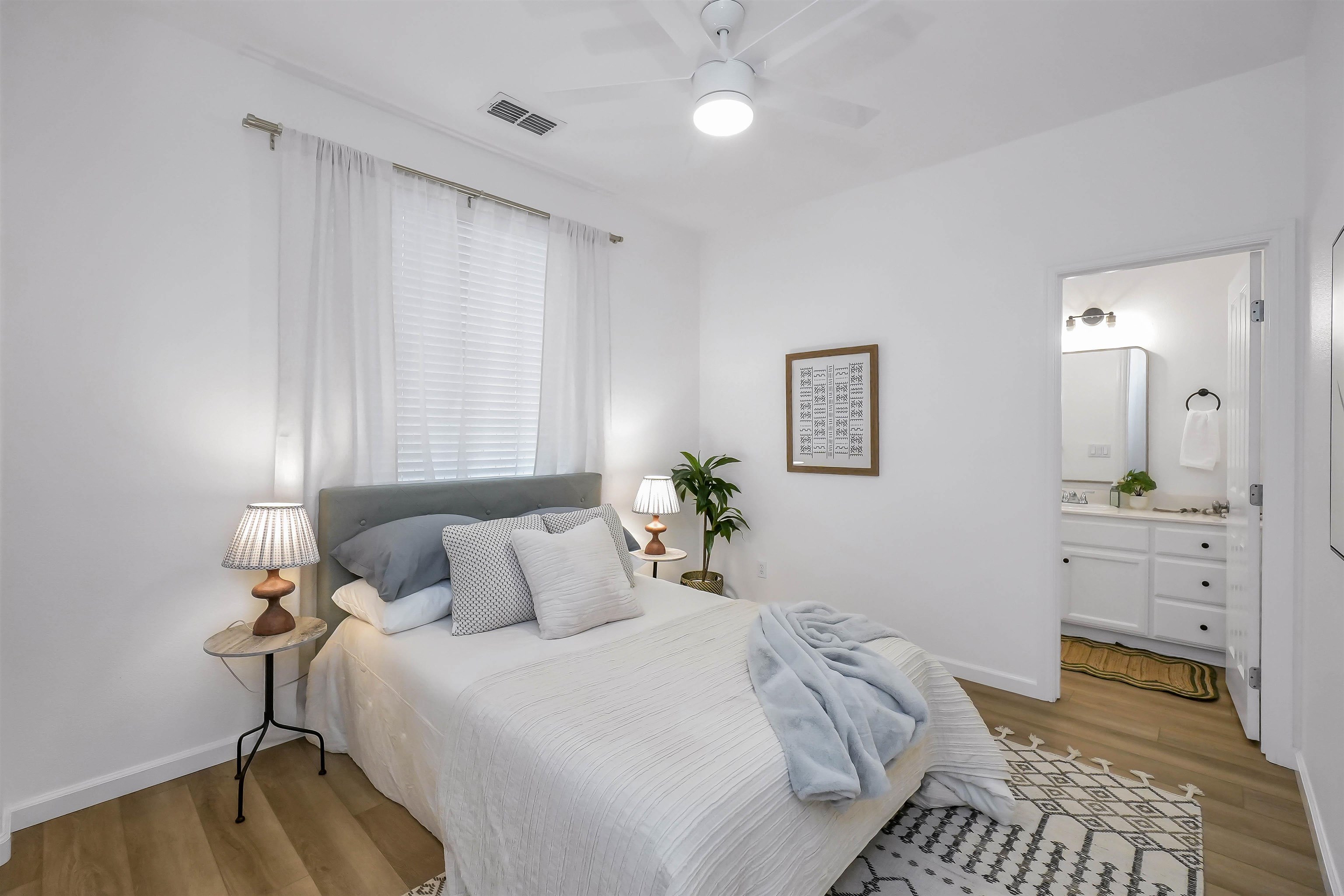 Detail Gallery Image 16 of 21 For 1321 Tapestry Lane, Concord,  CA 94520 - 3 Beds | 2/1 Baths