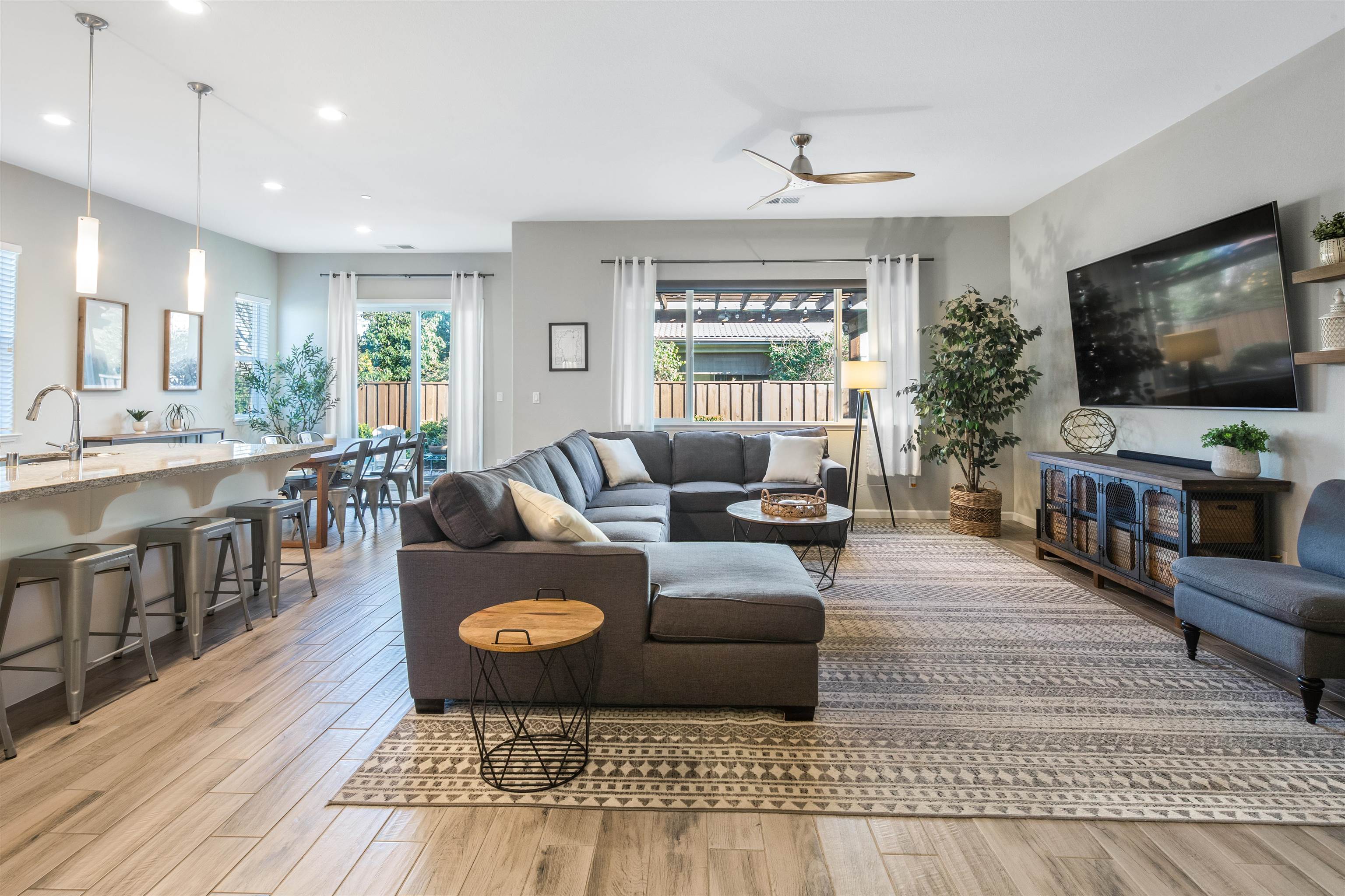 Detail Gallery Image 17 of 47 For 500 Brinwood Way, Oakley,  CA 94561 - 3 Beds | 2/1 Baths