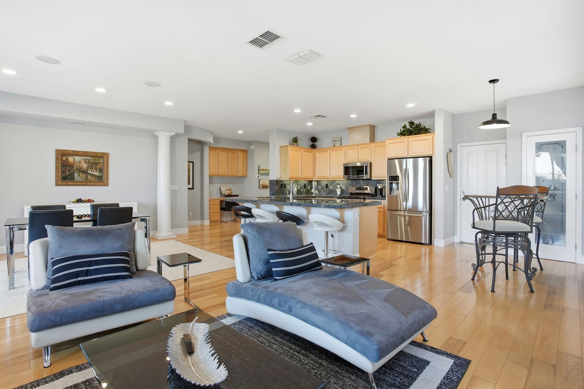 Detail Gallery Image 7 of 44 For 1048 Diamante, Rio Vista,  CA 94571 - 2 Beds | 2 Baths