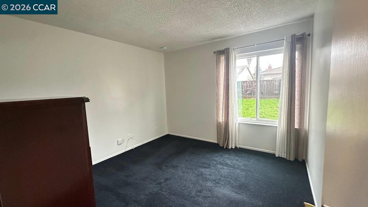 Detail Gallery Image 14 of 32 For 2513 Sunrise Dr, Fairfield,  CA 94533 - 4 Beds | 2 Baths