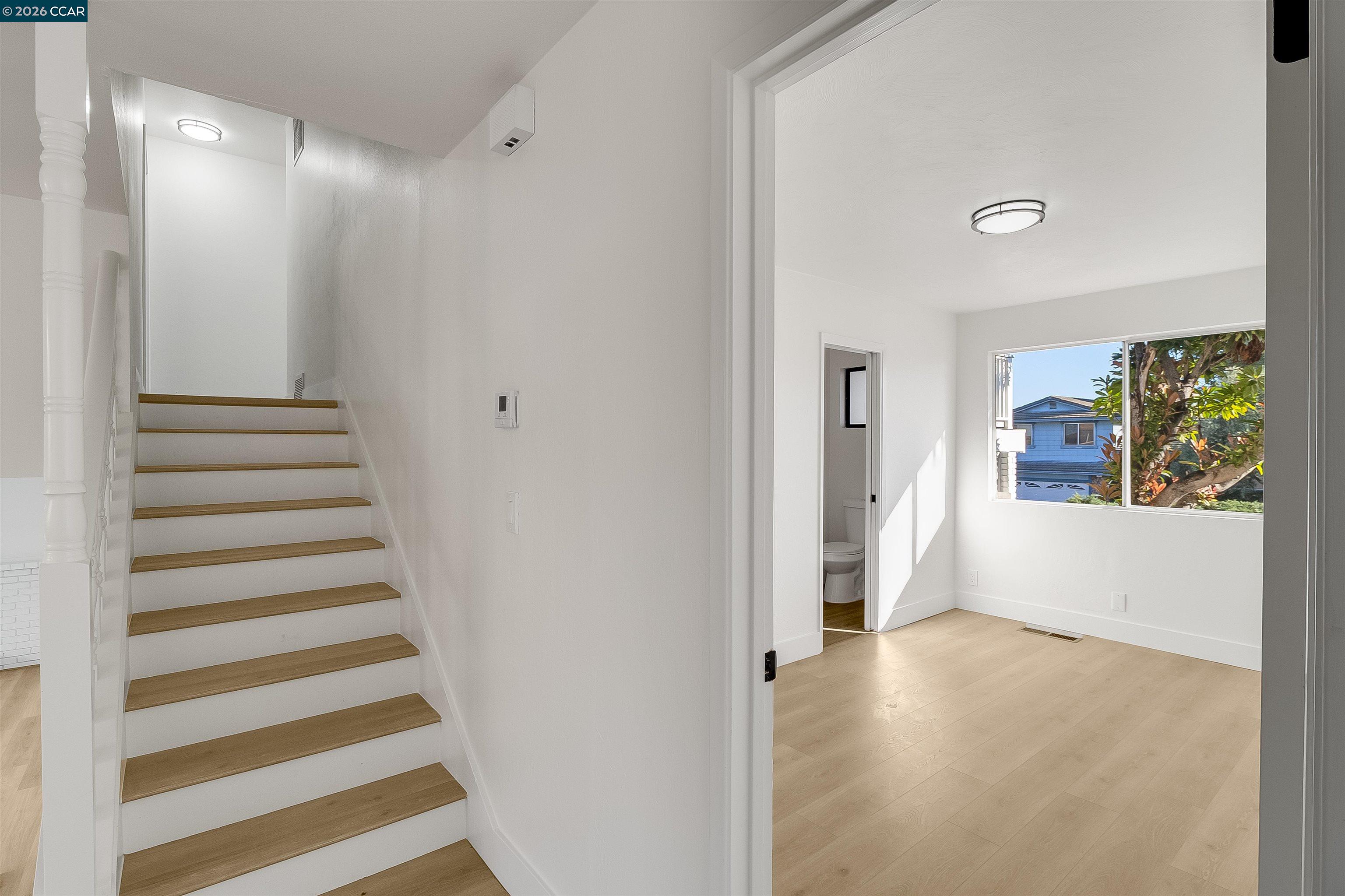 Detail Gallery Image 21 of 40 For 18 Danridge Ct, Antioch,  CA 94509 - 5 Beds | 3/1 Baths