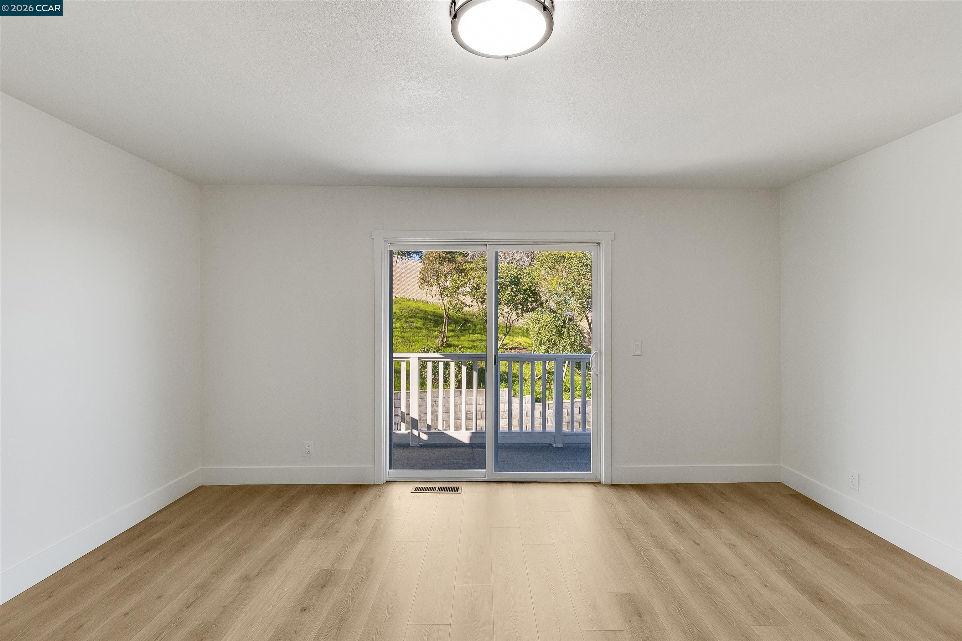 Detail Gallery Image 24 of 40 For 18 Danridge Ct, Antioch,  CA 94509 - 5 Beds | 3/1 Baths