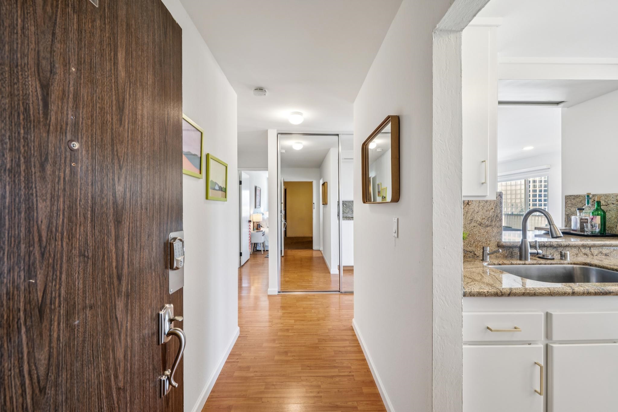 Photo #4: 41120718 Listing: Photo #4