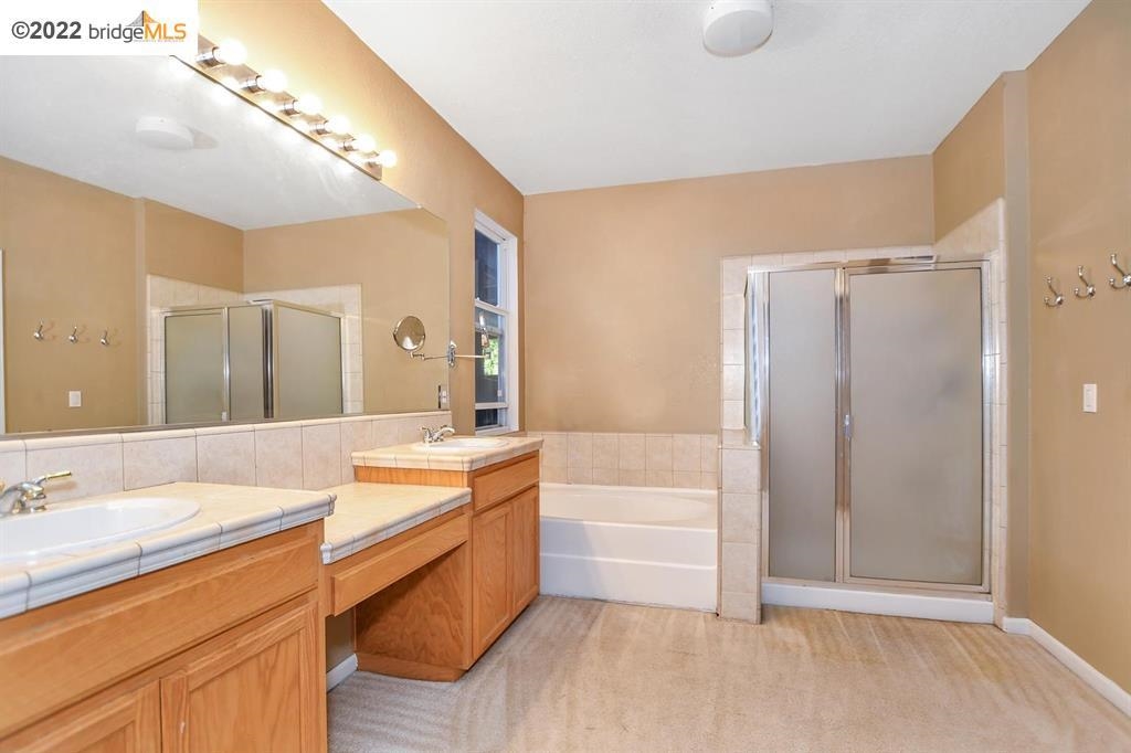 Detail Gallery Image 10 of 21 For 5127 Plumwood Way, Antioch,  CA 94531 - 5 Beds | 3/1 Baths