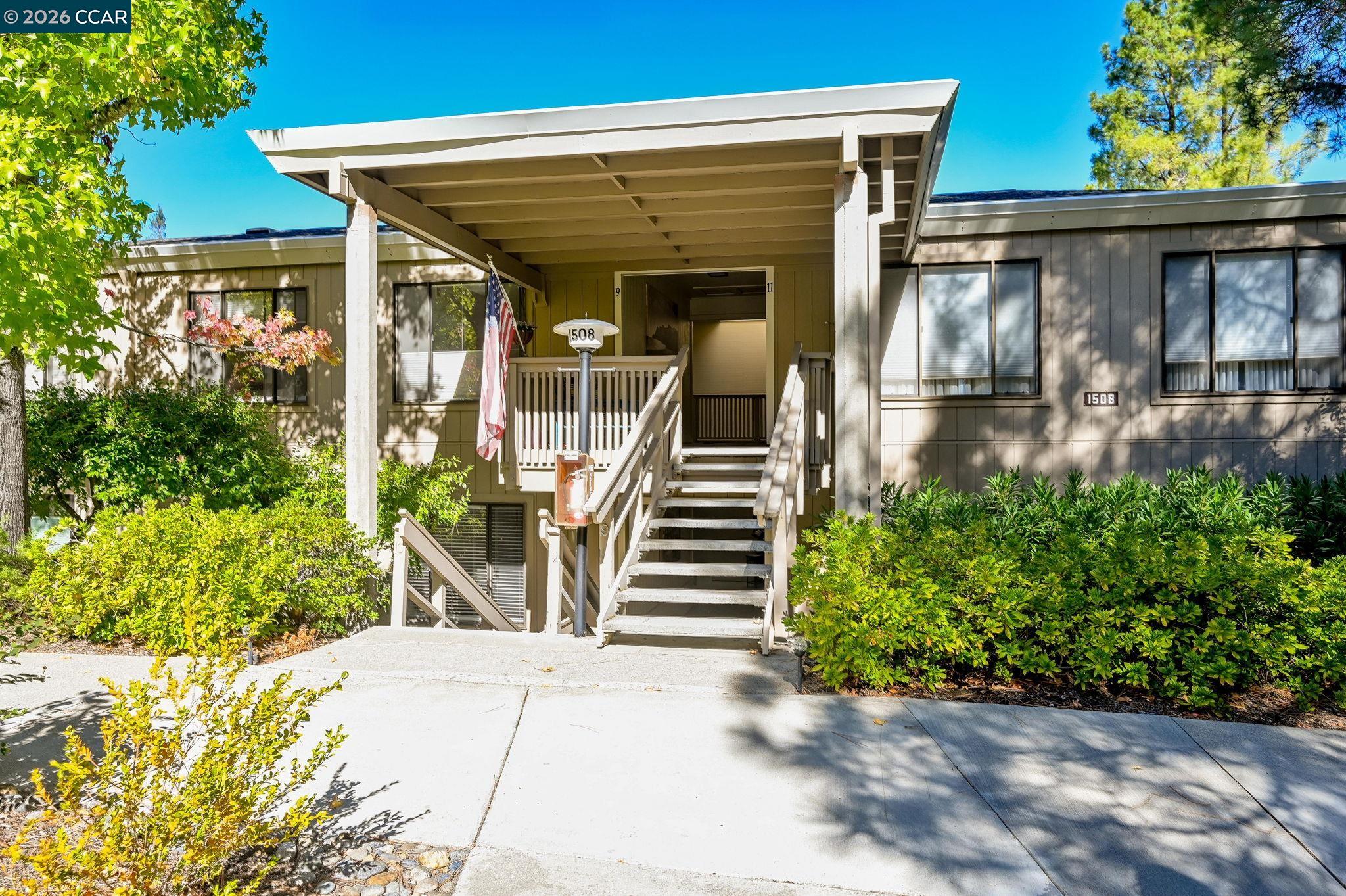Detail Gallery Image 2 of 42 For 1508 Canyonwood Ct #12,  Walnut Creek,  CA 94595 - 2 Beds | 2 Baths