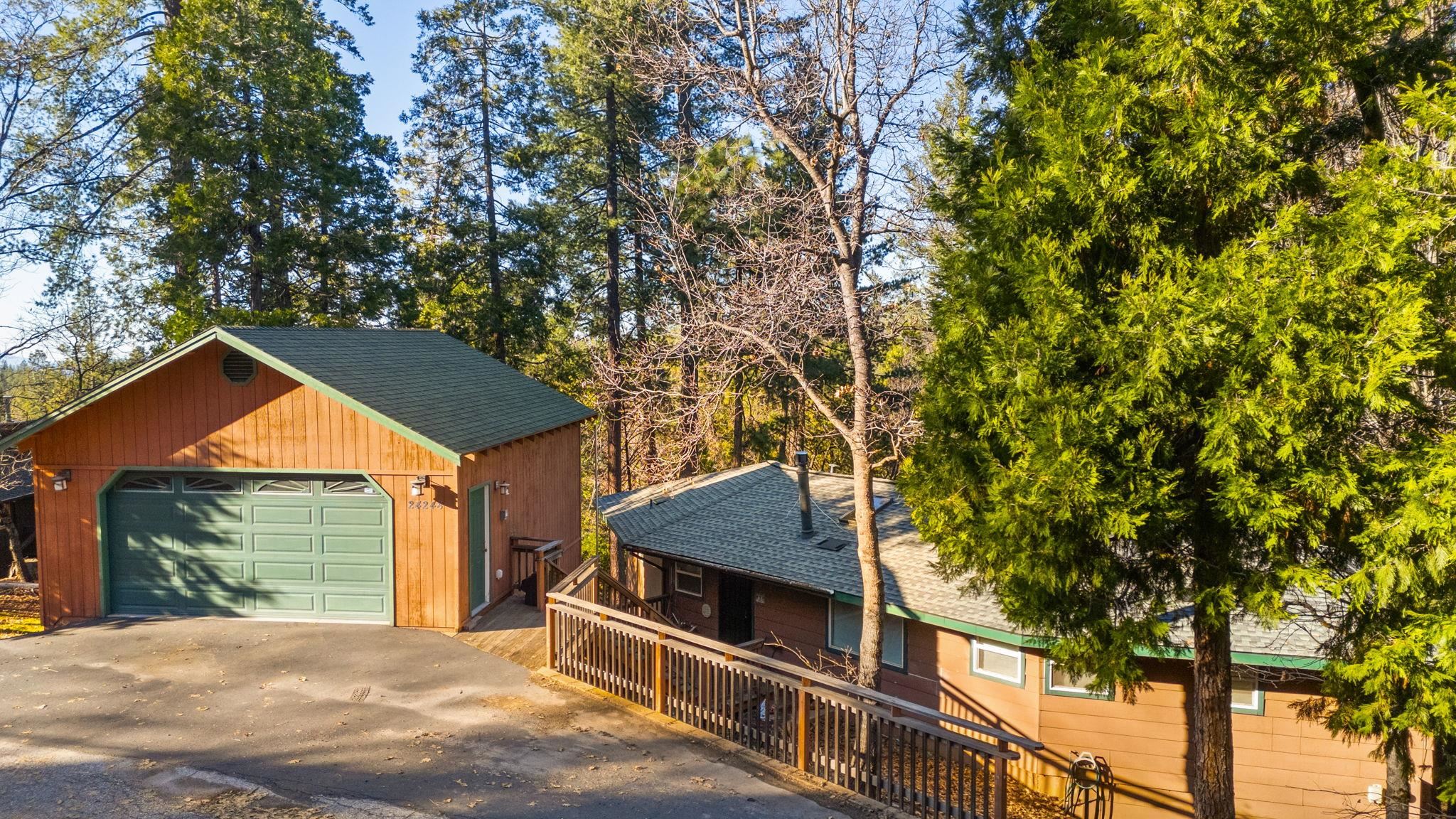 Front Image Thumbnail for EB41120722