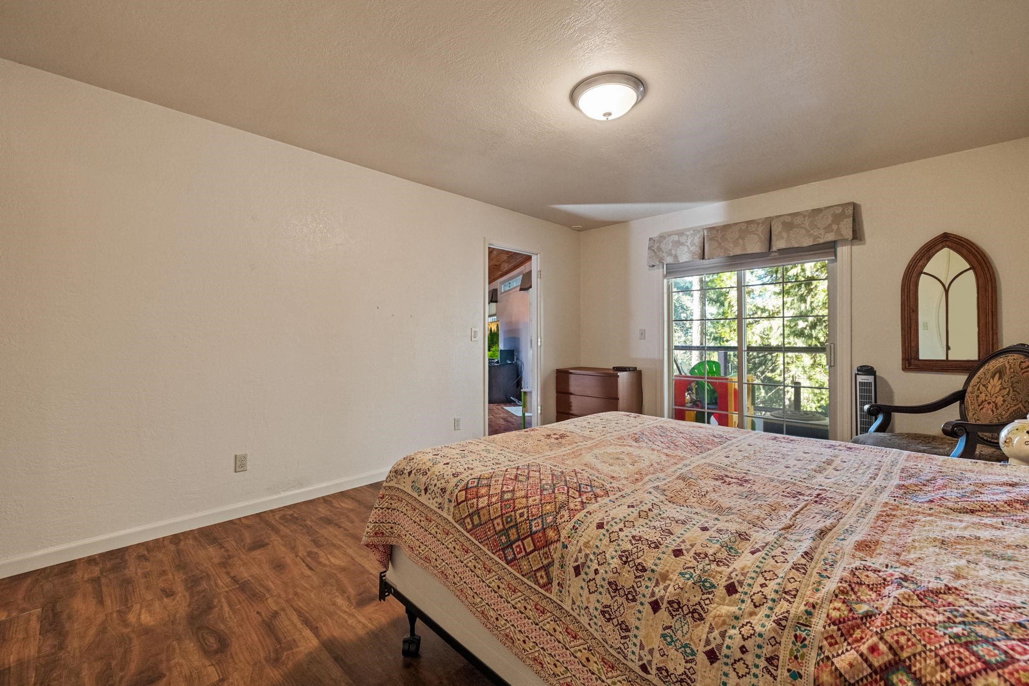 Detail Gallery Image 14 of 37 For 24248 Martingale Ln, Sonora,  CA 95370 - 3 Beds | 3 Baths