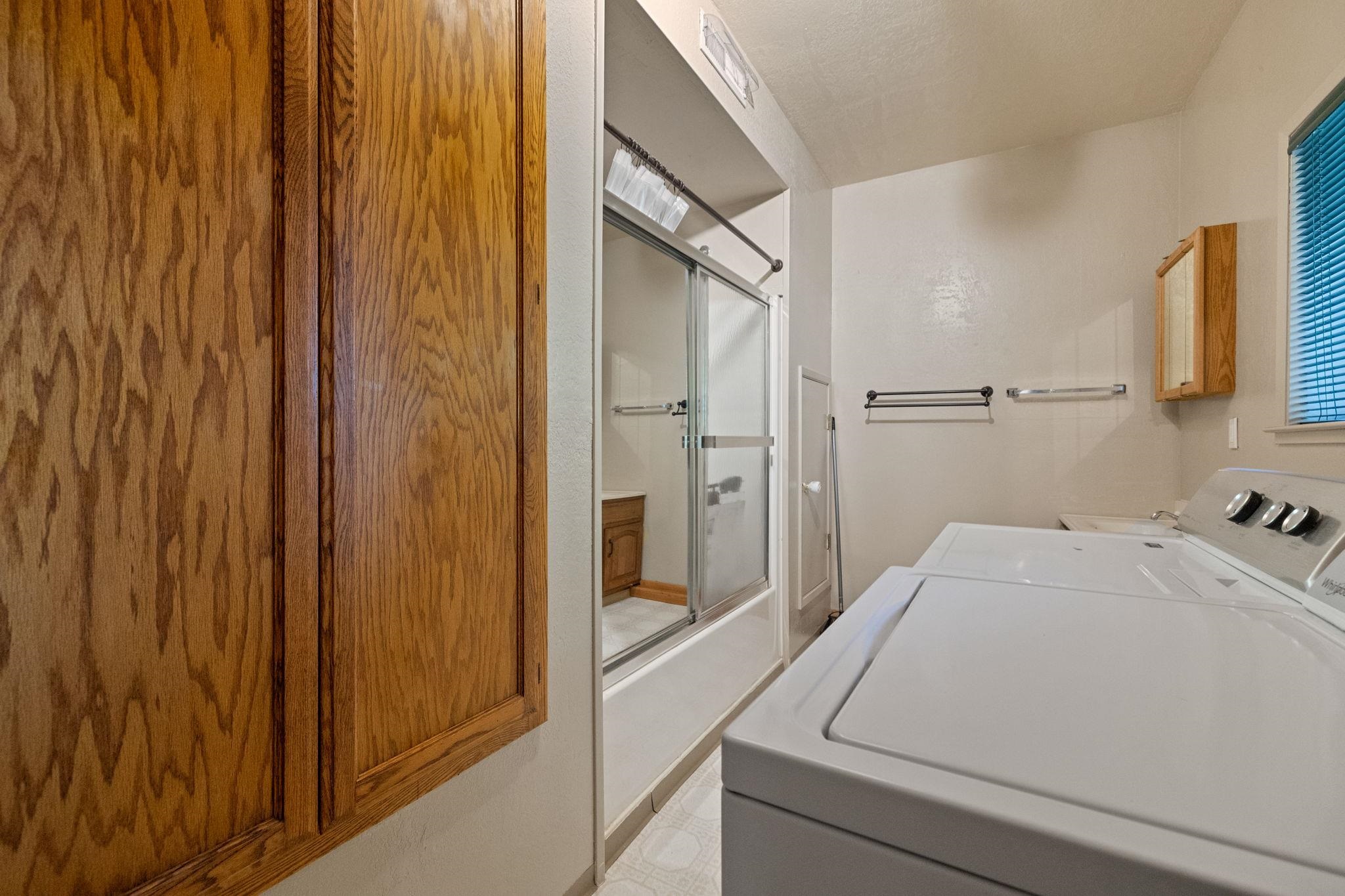 Detail Gallery Image 18 of 37 For 24248 Martingale Ln, Sonora,  CA 95370 - 3 Beds | 3 Baths