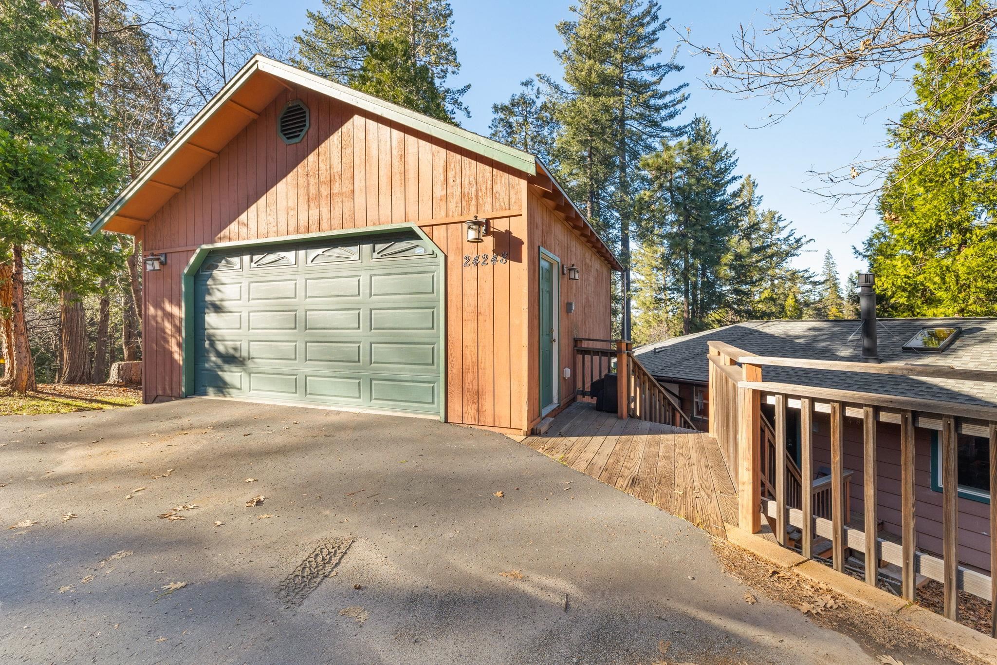 Detail Gallery Image 29 of 37 For 24248 Martingale Ln, Sonora,  CA 95370 - 3 Beds | 3 Baths