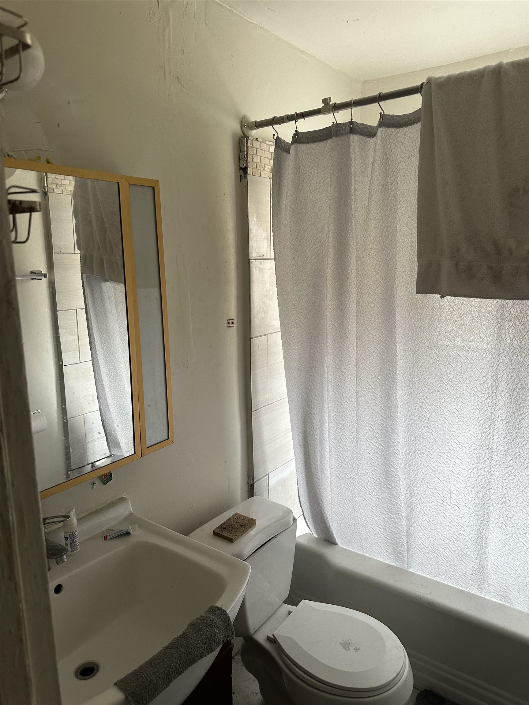 Detail Gallery Image 33 of 42 For 5659 Telegraph Ave, Oakland,  CA 94609 - – Beds | – Baths