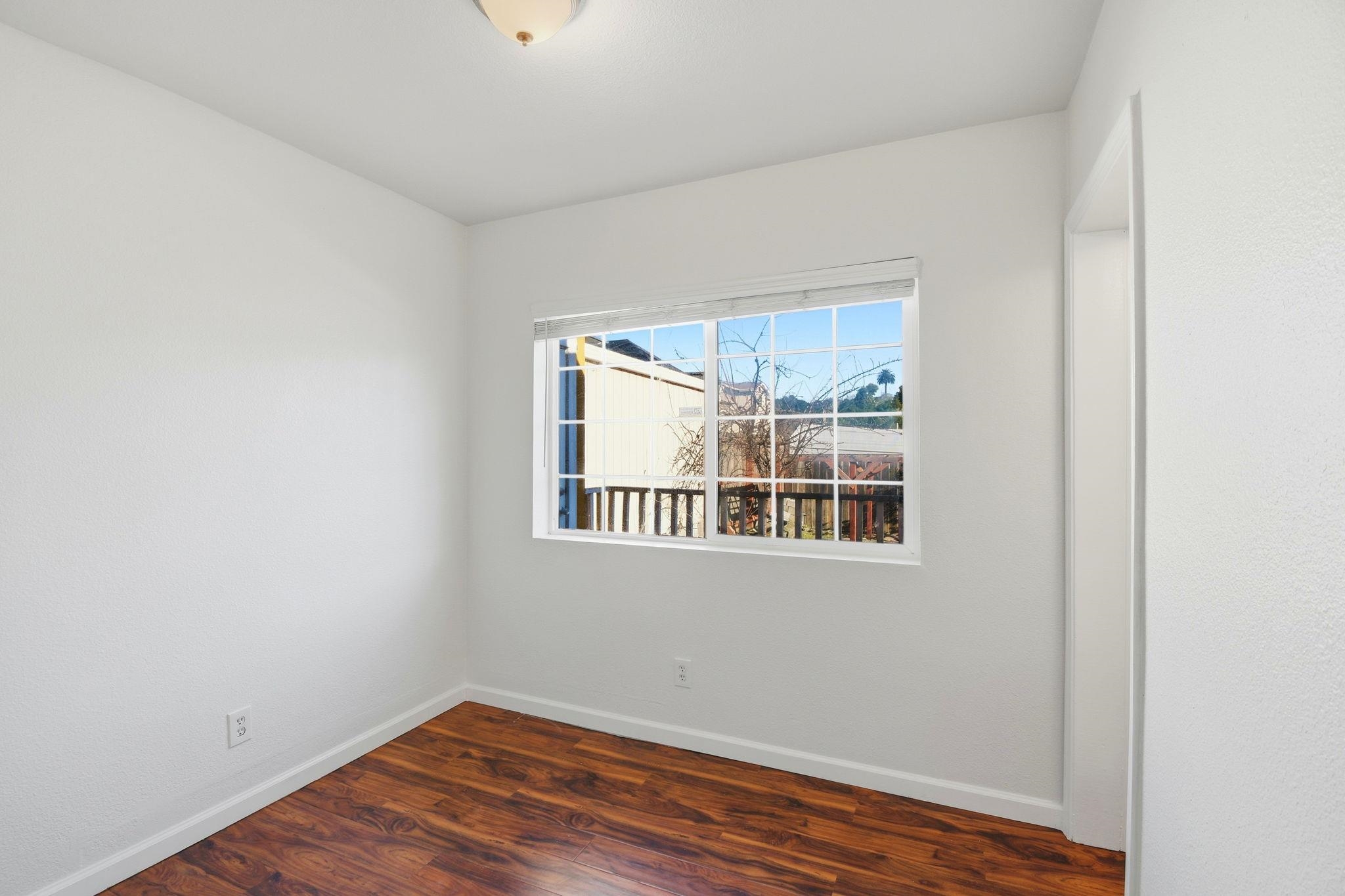 Detail Gallery Image 21 of 38 For 2122 E 25th St, Oakland,  CA 94606 - 3 Beds | 2 Baths