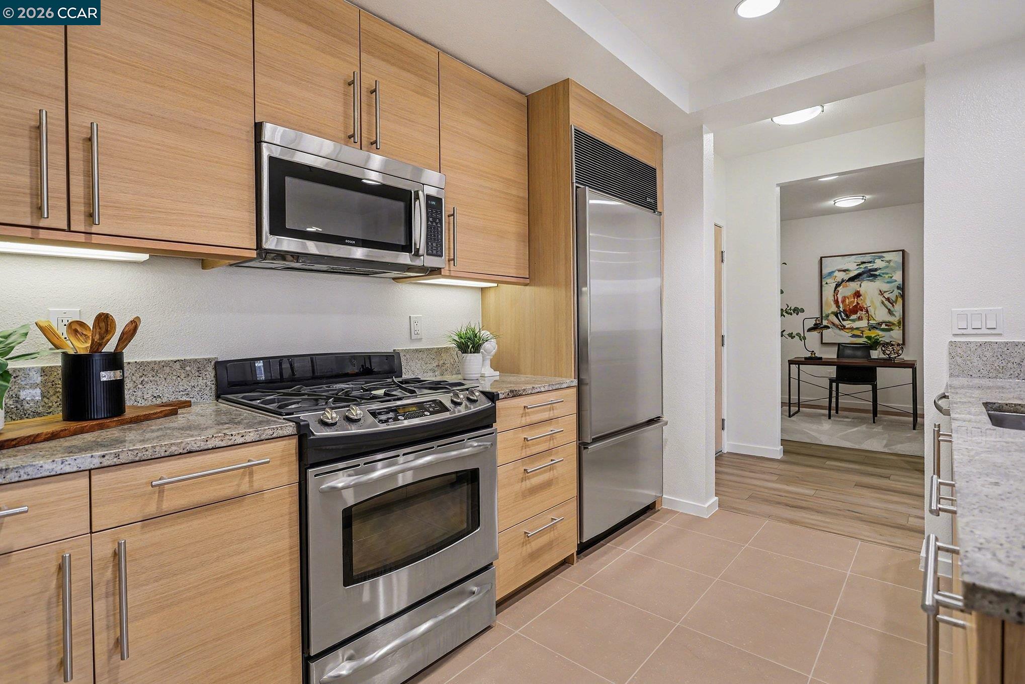 Photo #8: 41120730 Listing: Photo #8