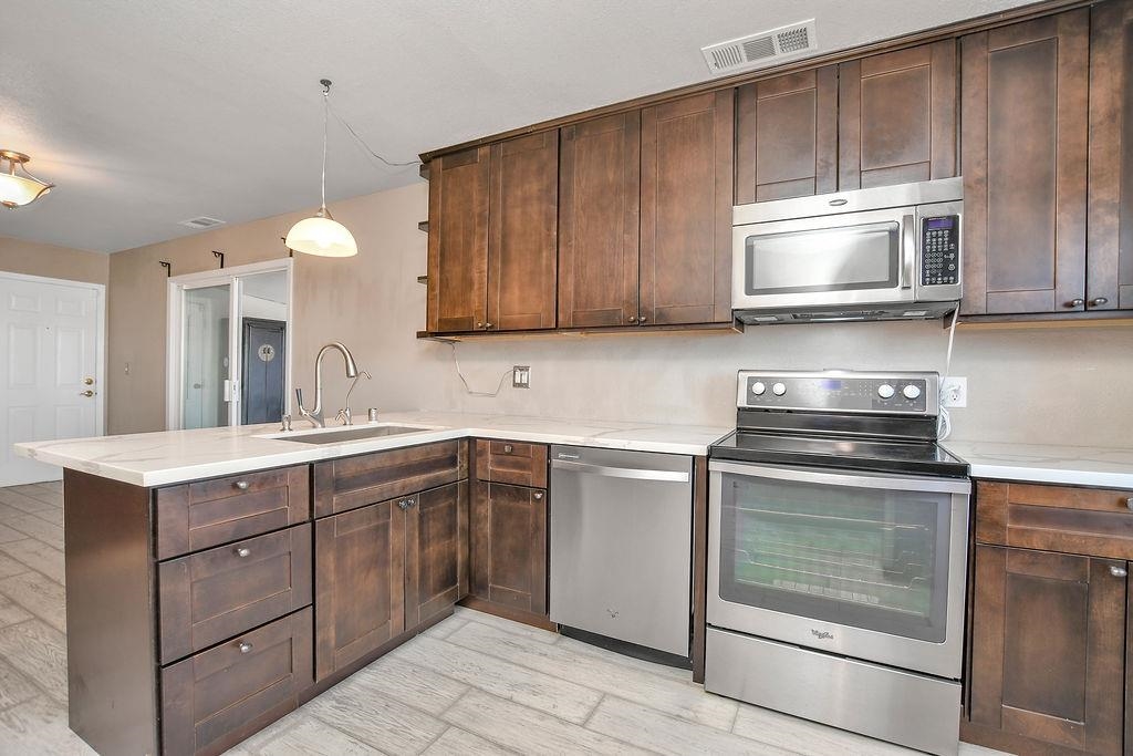 Detail Gallery Image 11 of 27 For 609 Lynn Ave, Antioch,  CA 94509 - 3 Beds | 2 Baths