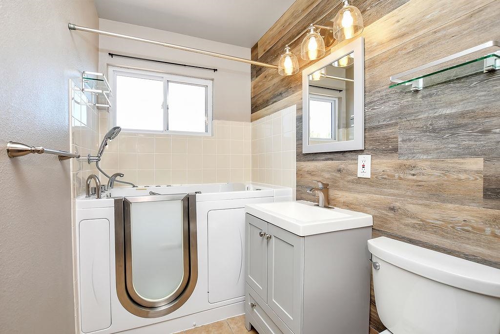 Detail Gallery Image 18 of 27 For 609 Lynn Ave, Antioch,  CA 94509 - 3 Beds | 2 Baths