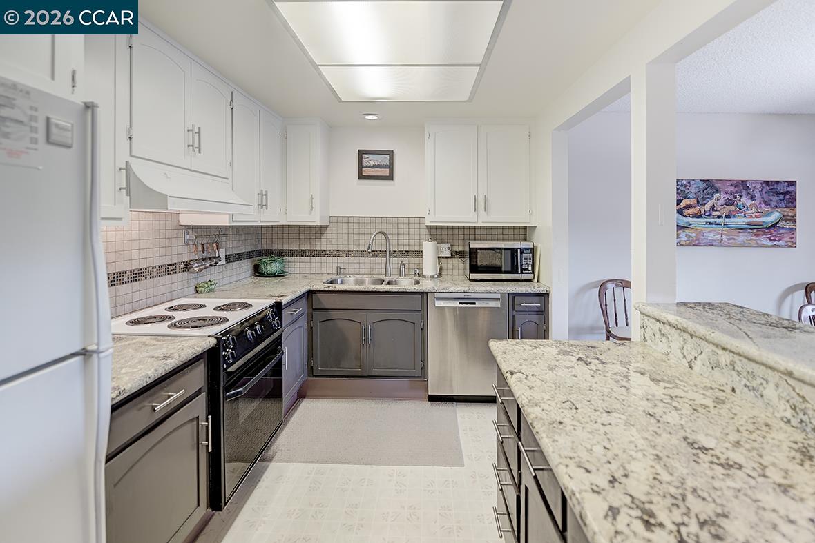 Photo #11: 41120742 Listing: Photo #11