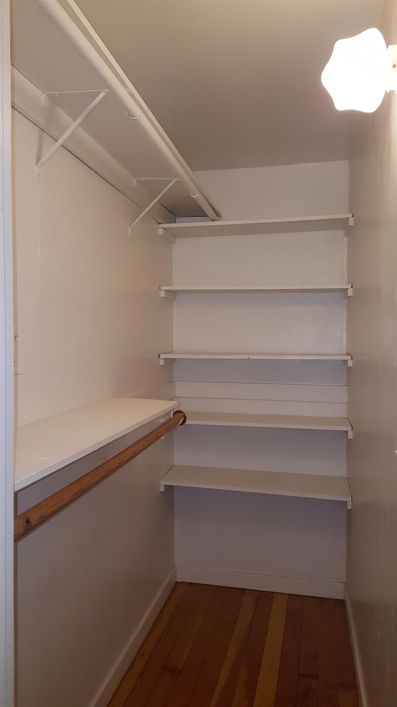 Detail Gallery Image 13 of 15 For 627 Rose Avenue #4,  Pleasanton,  CA 94566-6530 - 1 Beds | 1 Baths