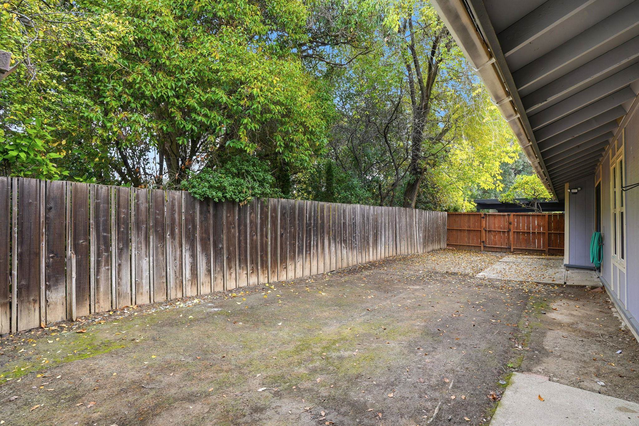 Detail Gallery Image 5 of 29 For 1930 Camino Verde, Walnut Creek,  CA 94597 - 3 Beds | 2 Baths