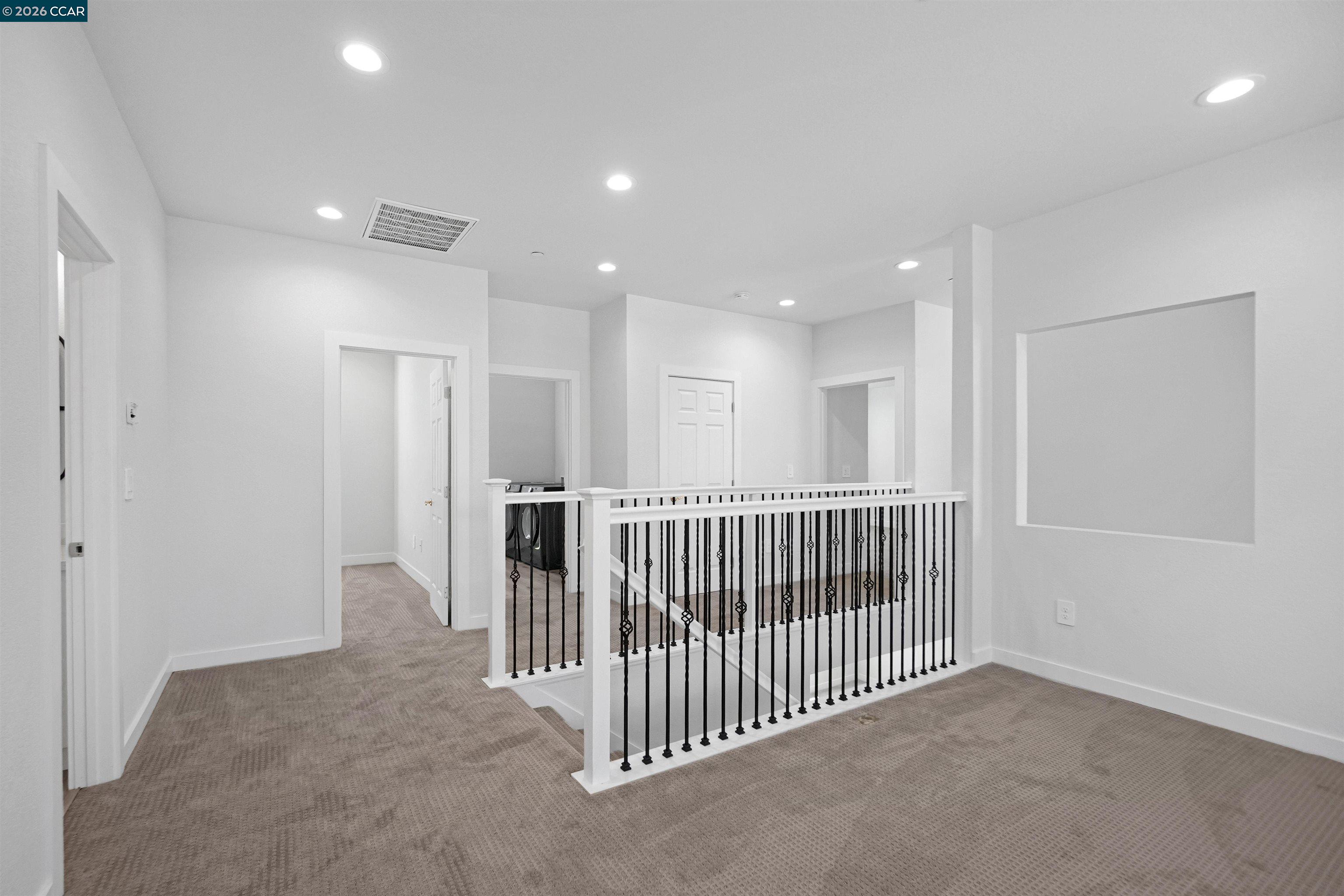 Detail Gallery Image 13 of 20 For 2722 Cowell Rd, Concord,  CA 94518 - 4 Beds | 3 Baths