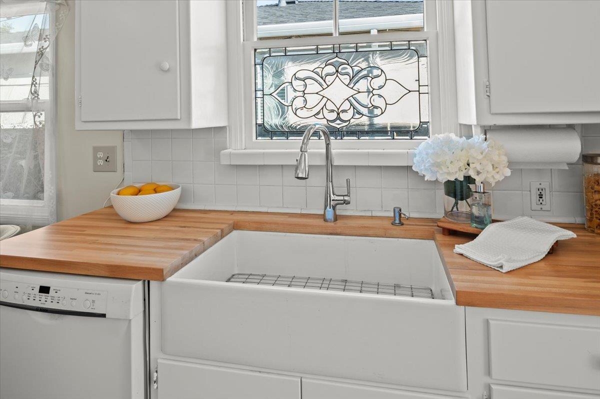 Detail Gallery Image 11 of 50 For 1202 Lillian Ave, San Leandro,  CA 94578 - 3 Beds | 2 Baths