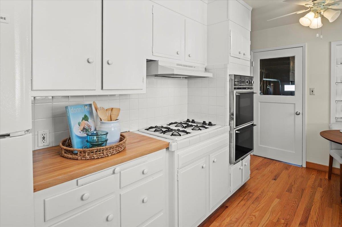 Detail Gallery Image 9 of 50 For 1202 Lillian Ave, San Leandro,  CA 94578 - 3 Beds | 2 Baths