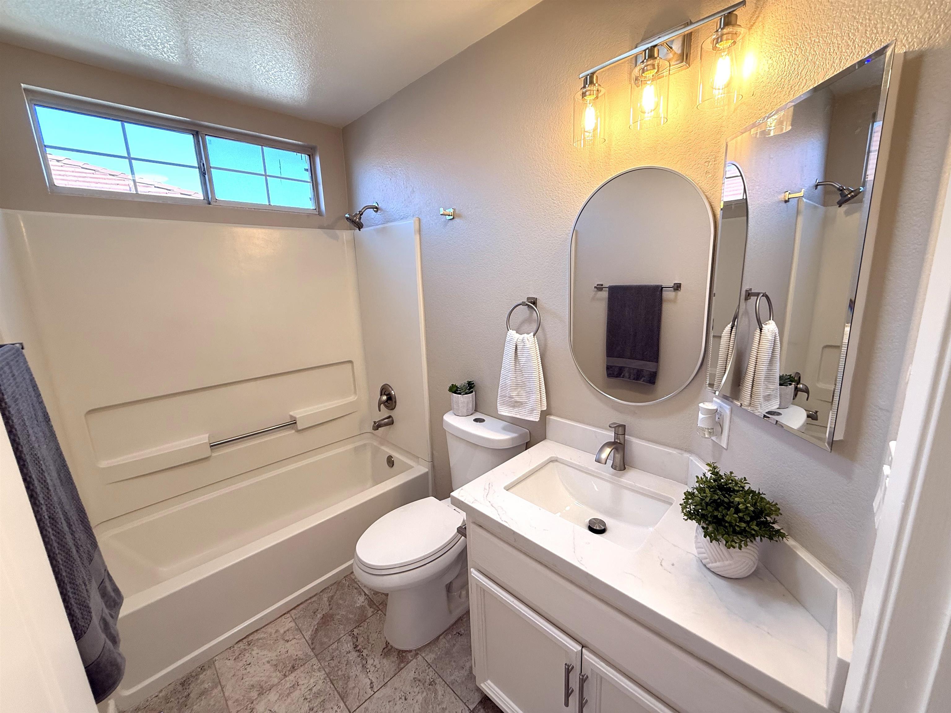 Detail Gallery Image 21 of 29 For 1736 Nandina Ct, Antioch,  CA 94531 - 3 Beds | 2/1 Baths