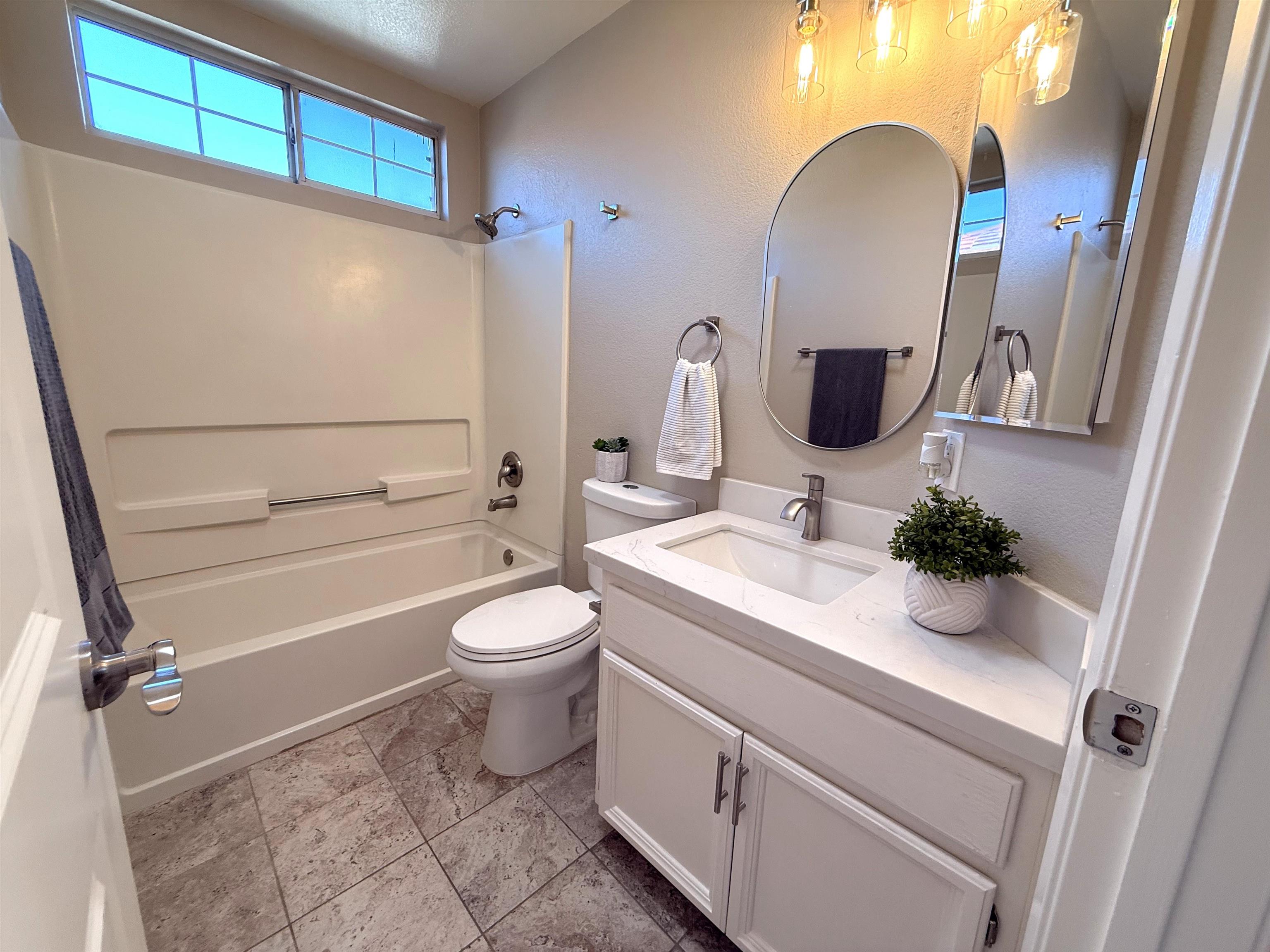 Detail Gallery Image 22 of 29 For 1736 Nandina Ct, Antioch,  CA 94531 - 3 Beds | 2/1 Baths