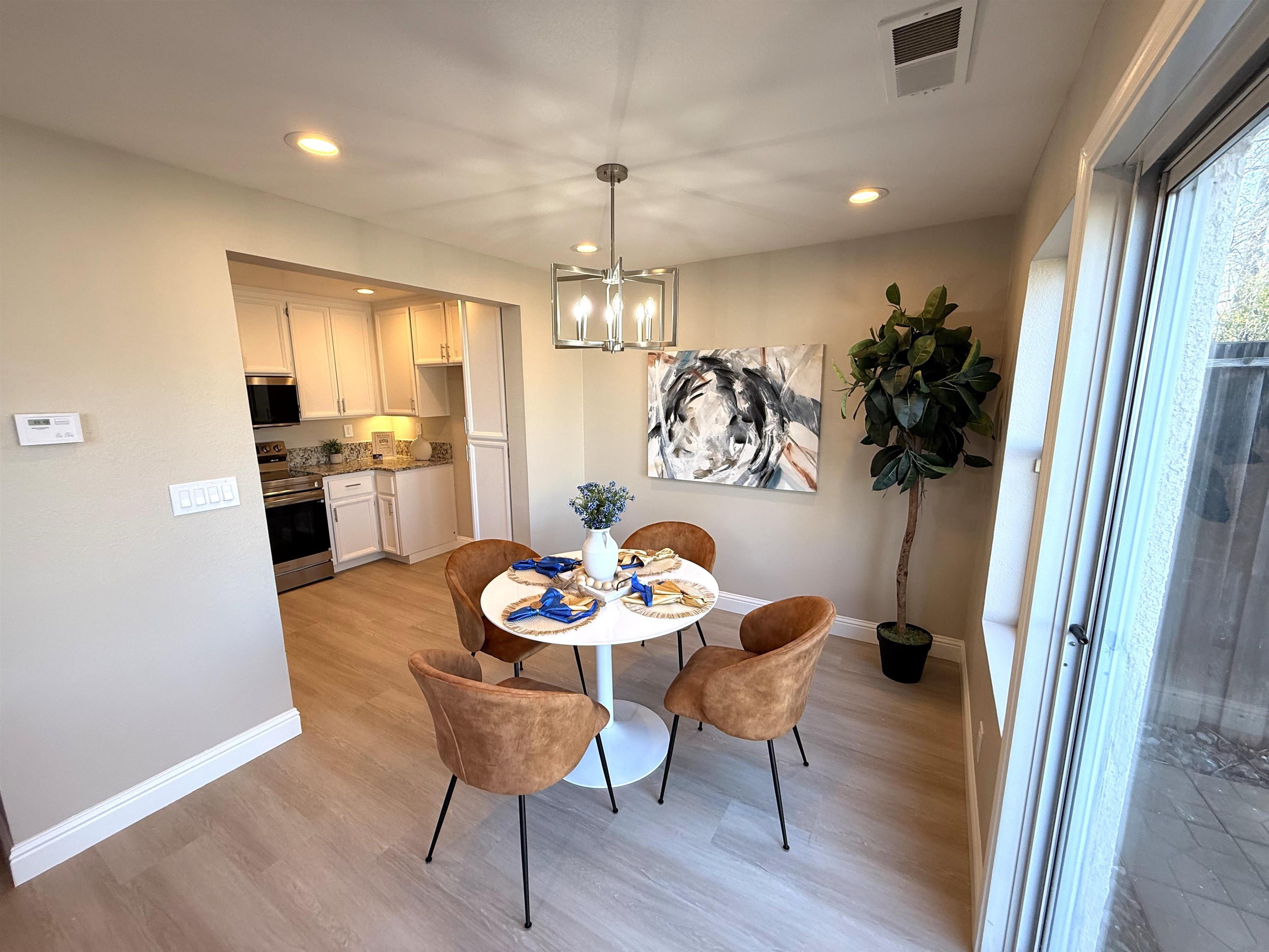 Detail Gallery Image 7 of 29 For 1736 Nandina Ct, Antioch,  CA 94531 - 3 Beds | 2/1 Baths