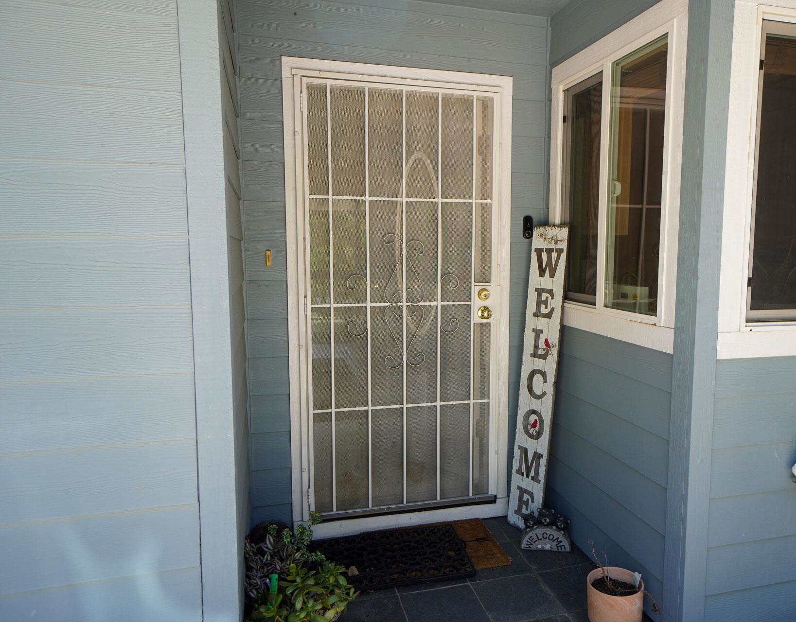 Detail Gallery Image 2 of 22 For 471 Arbona Cir, Sonora,  CA 95370 - 3 Beds | 2 Baths