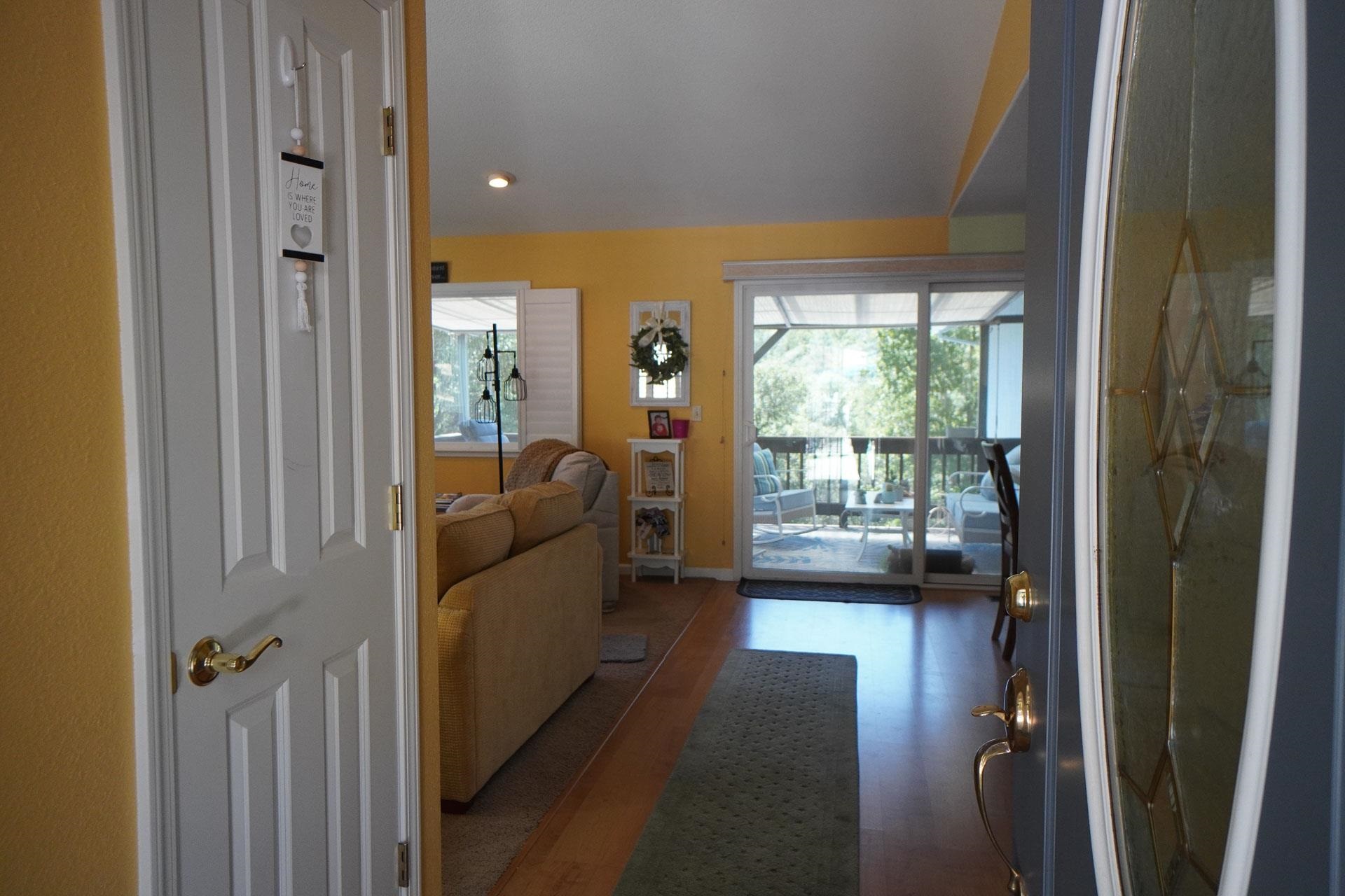 Detail Gallery Image 3 of 22 For 471 Arbona Cir, Sonora,  CA 95370 - 3 Beds | 2 Baths