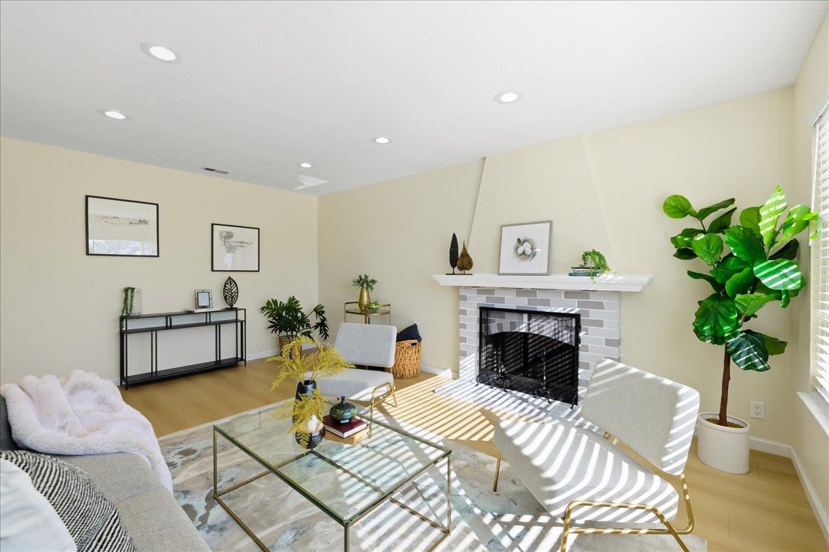 Detail Gallery Image 9 of 60 For 7109 Elba Way, Dublin,  CA 94568 - 4 Beds | 2 Baths