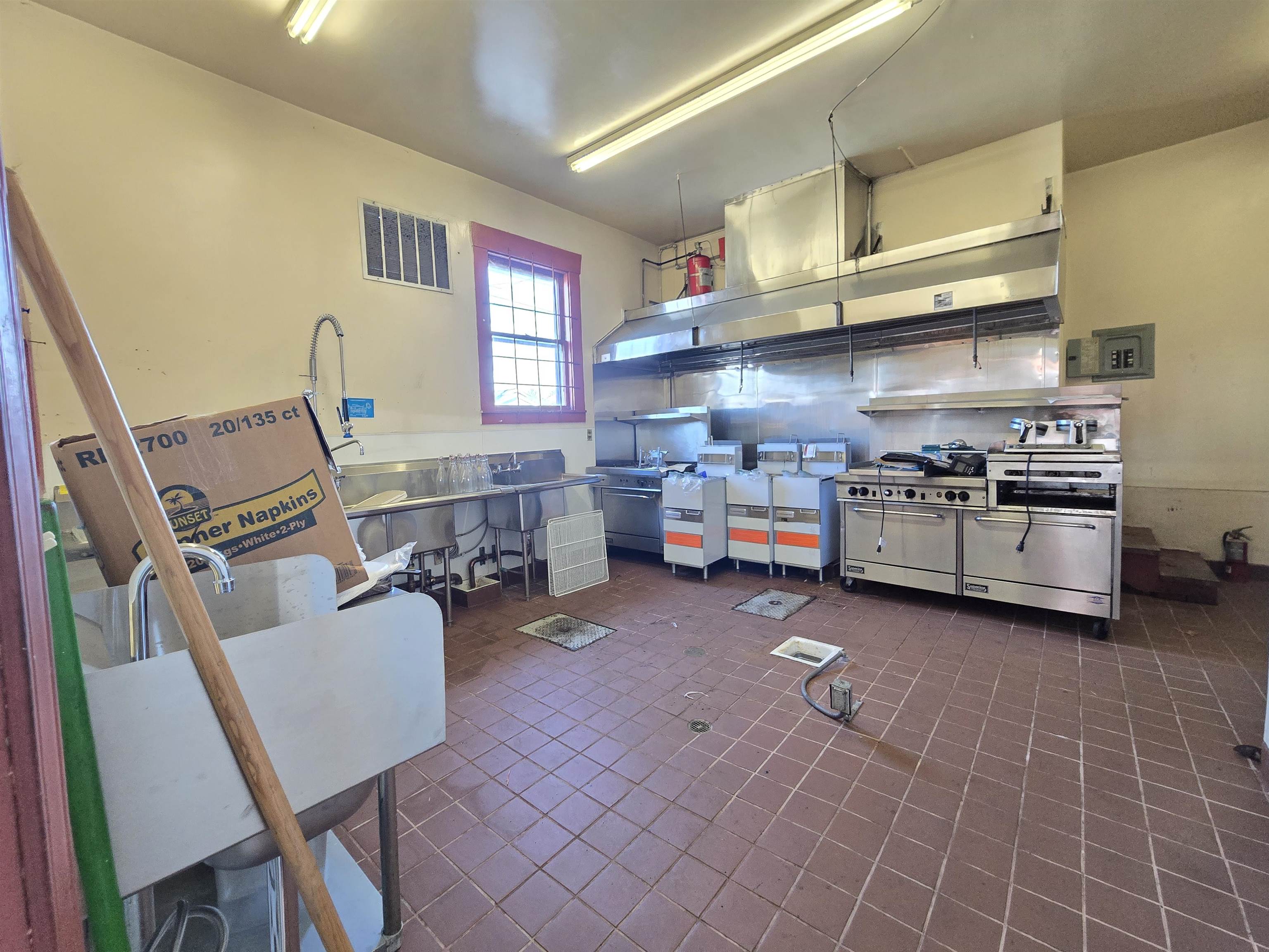 Detail Gallery Image 9 of 20 For , Oakland,  CA 94603 - – Beds | – Baths