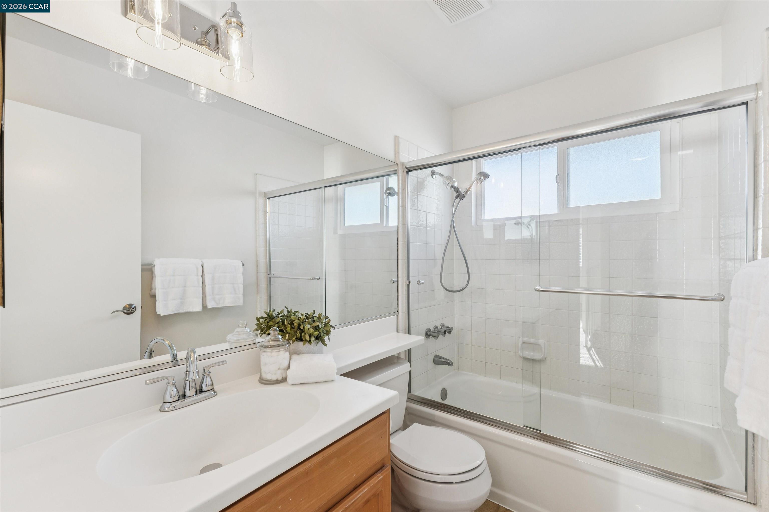 Photo #18: 41120761 Listing: Photo #18