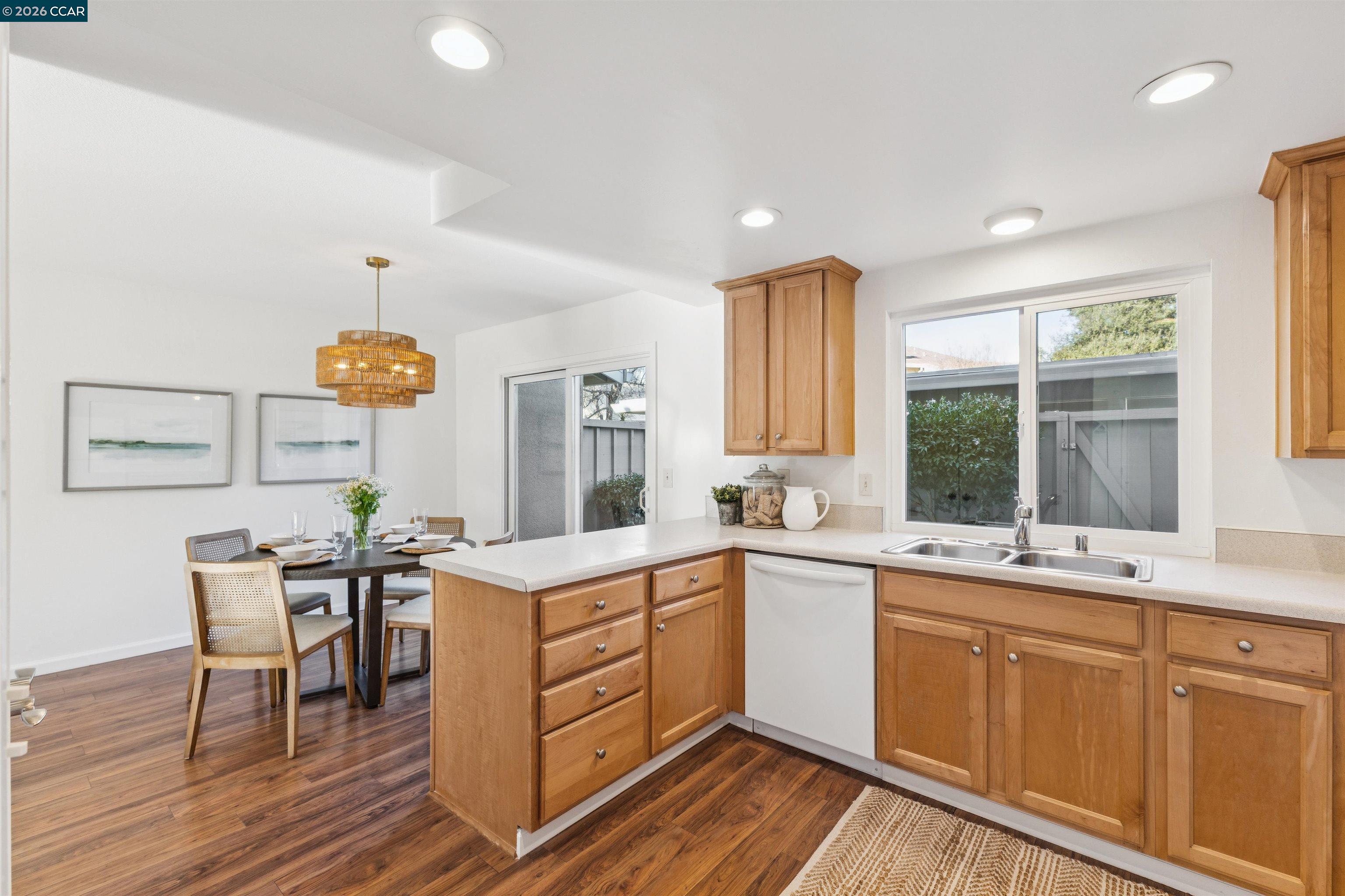 Photo #9: 41120761 Listing: Photo #9