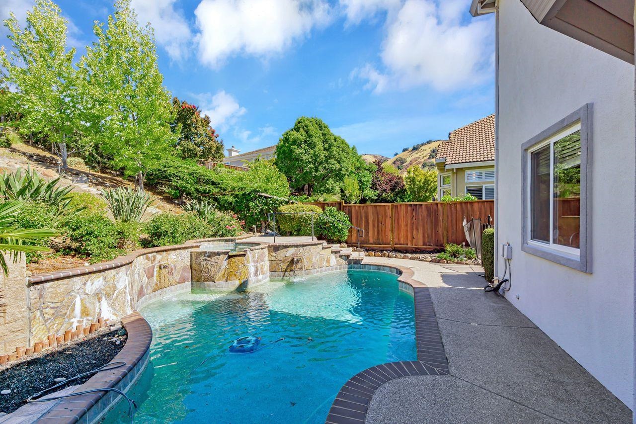 Detail Gallery Image 45 of 48 For 5391 Fernbank Dr, Concord,  CA 94521 - 5 Beds | 3 Baths