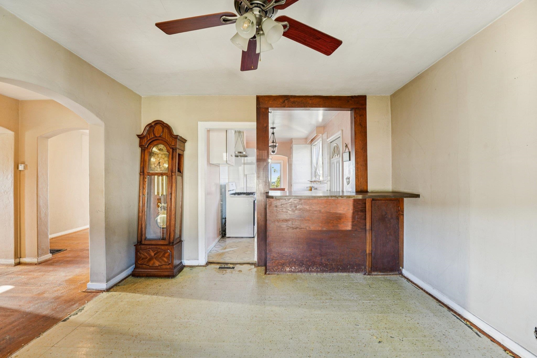 Detail Gallery Image 16 of 60 For 9963 Lawlor St, Oakland,  CA 94605 - 4 Beds | 2 Baths