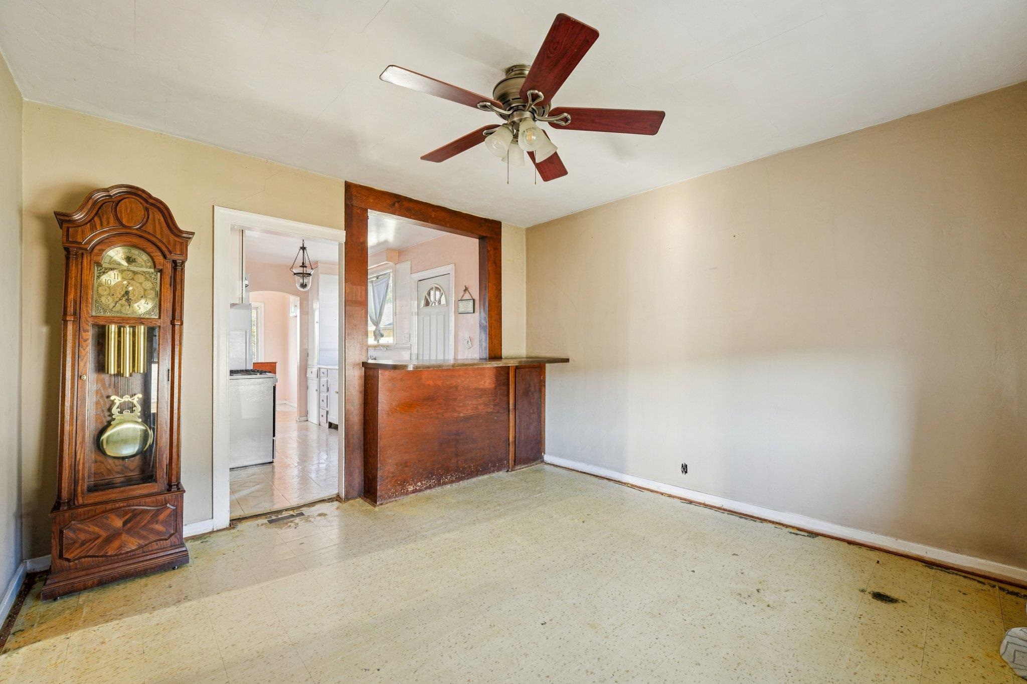 Detail Gallery Image 17 of 60 For 9963 Lawlor St, Oakland,  CA 94605 - 4 Beds | 2 Baths