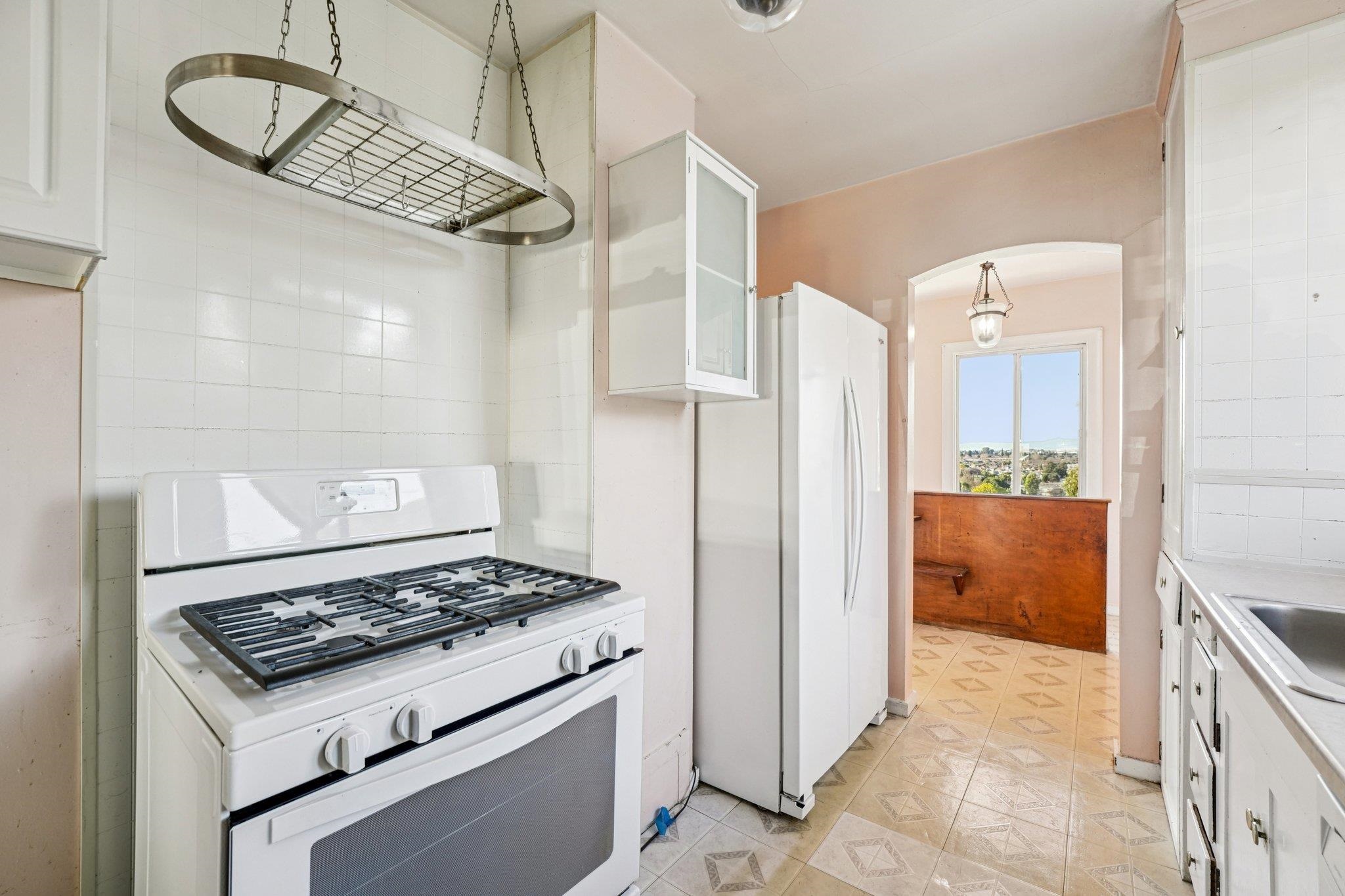 Detail Gallery Image 22 of 60 For 9963 Lawlor St, Oakland,  CA 94605 - 4 Beds | 2 Baths