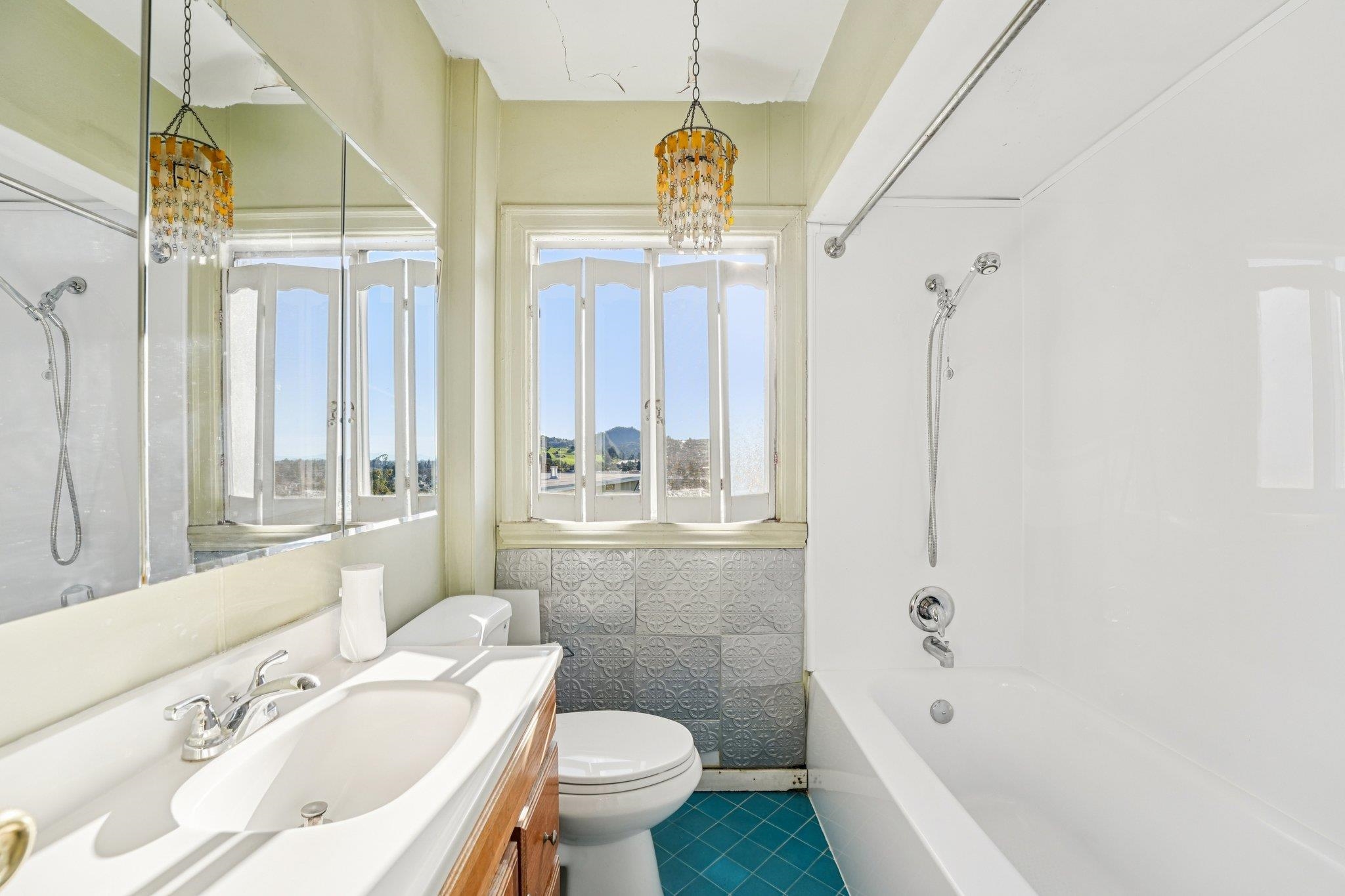 Detail Gallery Image 45 of 60 For 9963 Lawlor St, Oakland,  CA 94605 - 4 Beds | 2 Baths