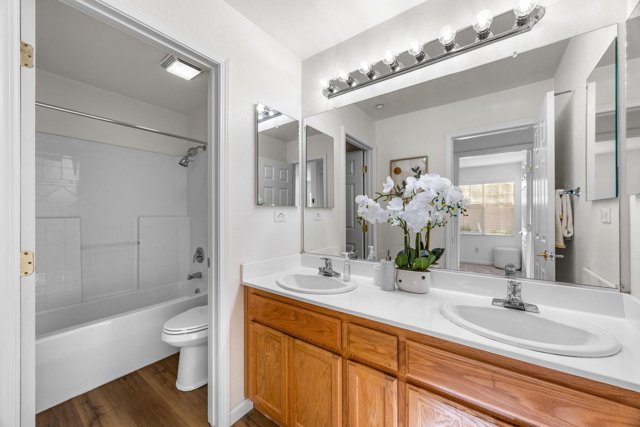 Detail Gallery Image 17 of 34 For 2400 Positano Ave, Brentwood,  CA 94513 - 4 Beds | 3 Baths