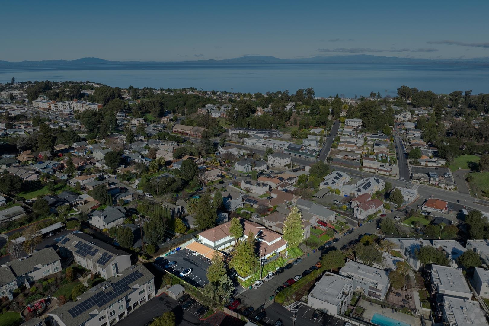 Detail Gallery Image 6 of 10 For 900 Alvarez Ave, Pinole,  CA 94564 - – Beds | – Baths