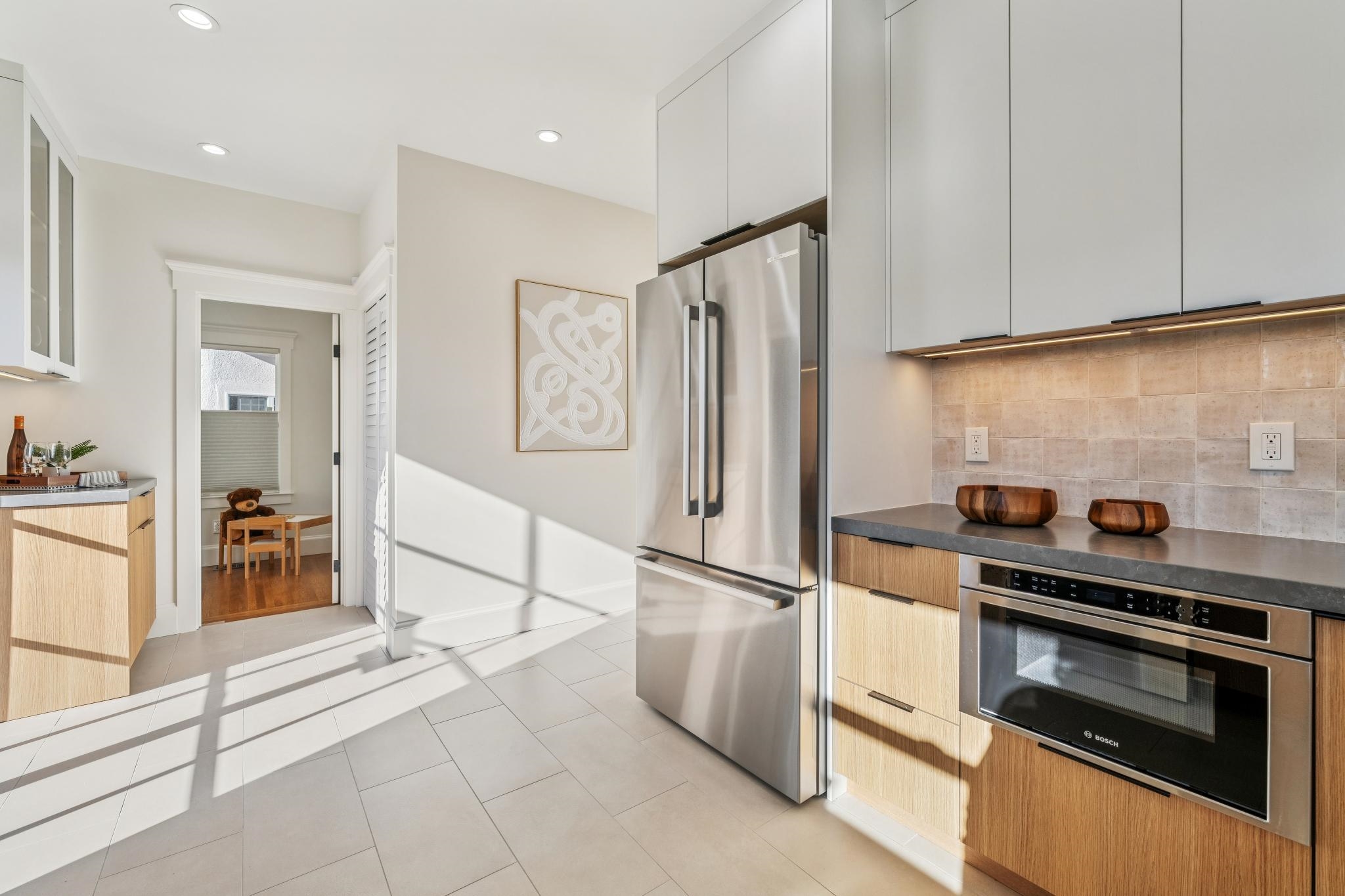 Detail Gallery Image 21 of 60 For 653 55th St, Oakland,  CA 94609 - 3 Beds | 1 Baths