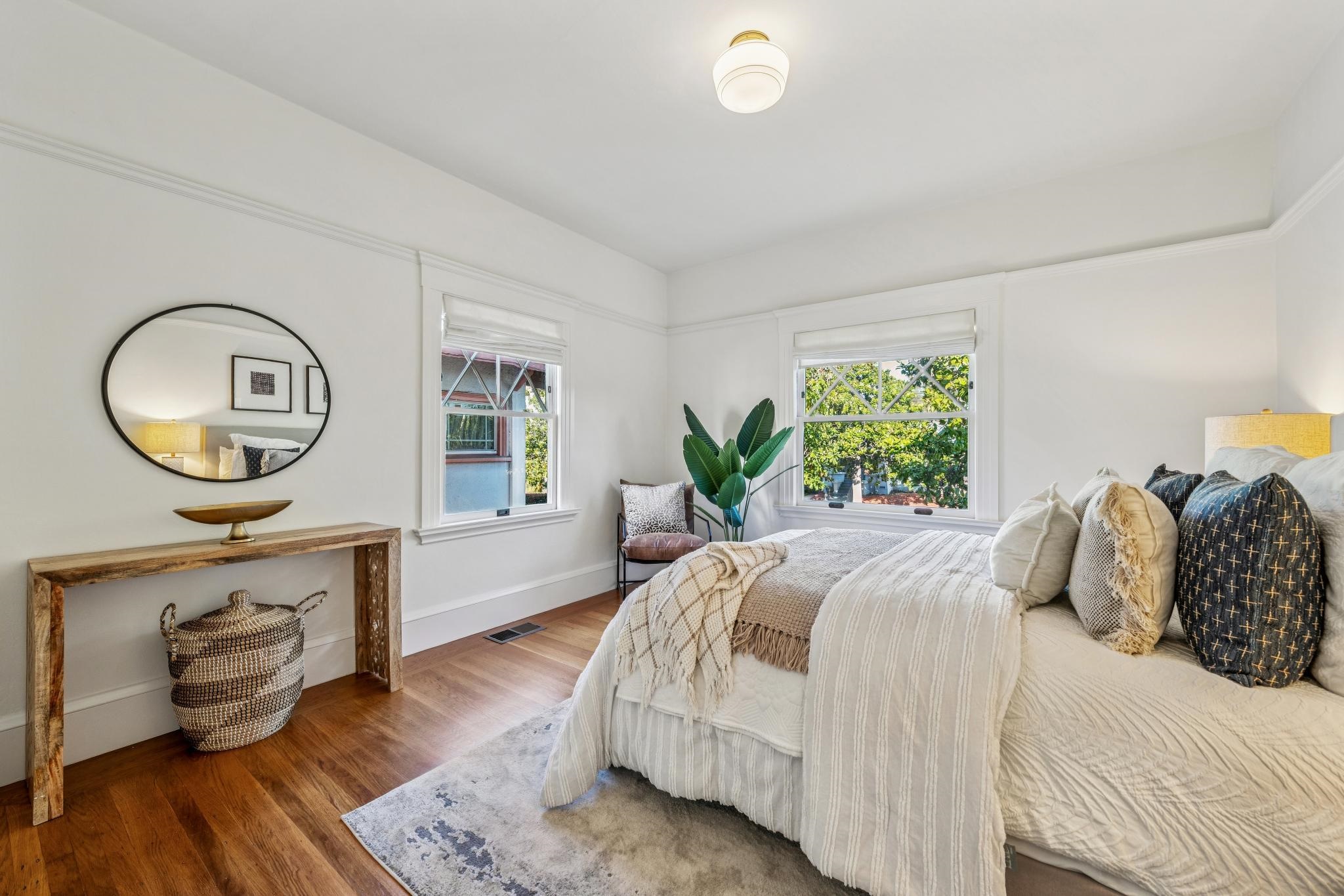 Detail Gallery Image 27 of 60 For 653 55th St, Oakland,  CA 94609 - 3 Beds | 1 Baths