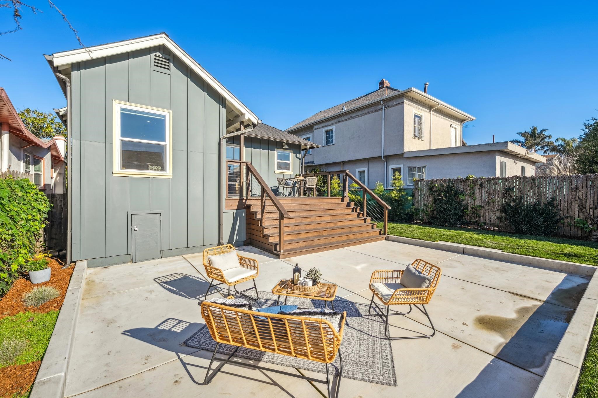 Detail Gallery Image 44 of 60 For 653 55th St, Oakland,  CA 94609 - 3 Beds | 1 Baths