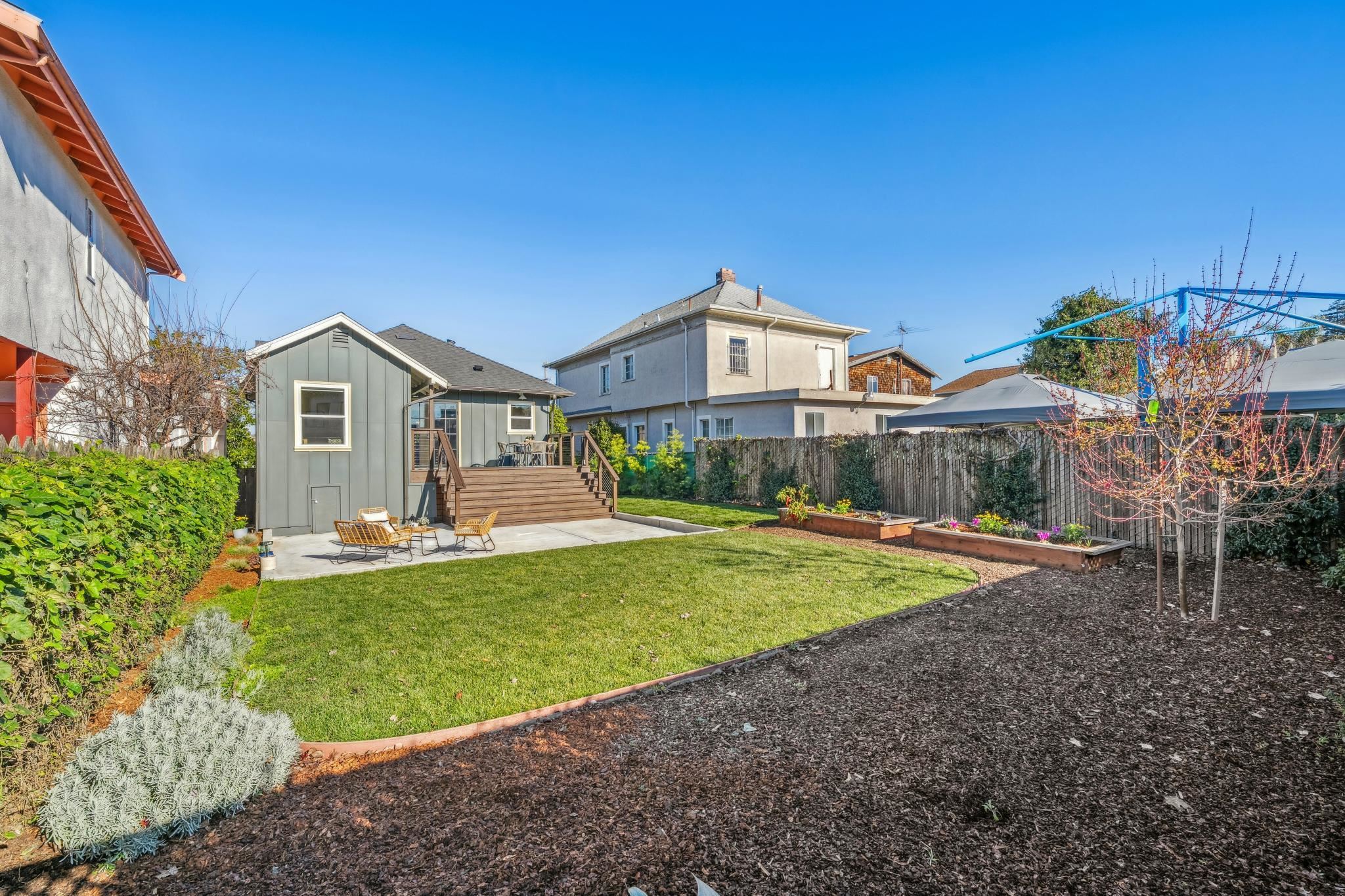 Detail Gallery Image 52 of 60 For 653 55th St, Oakland,  CA 94609 - 3 Beds | 1 Baths